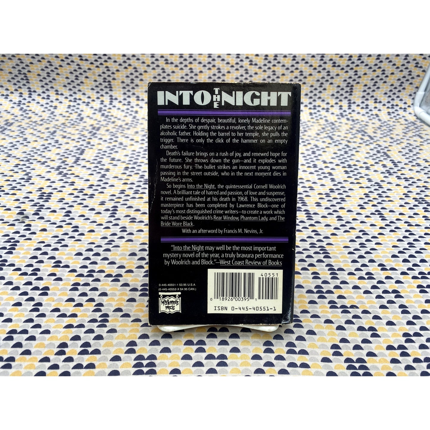 Into The Night - Cornell Woolrich - Lawrence Block - Mysterious Press - Paperback