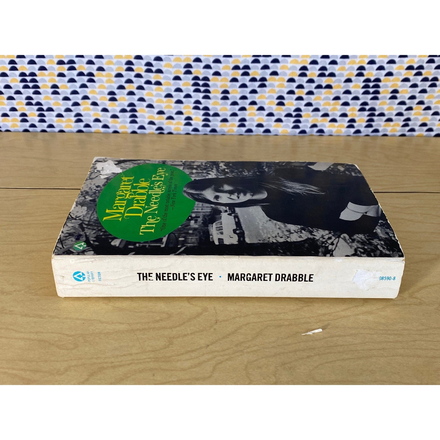 Margaret Drabble - The Needle's Eye - Vintage Paperback Book - Popular Library Edition