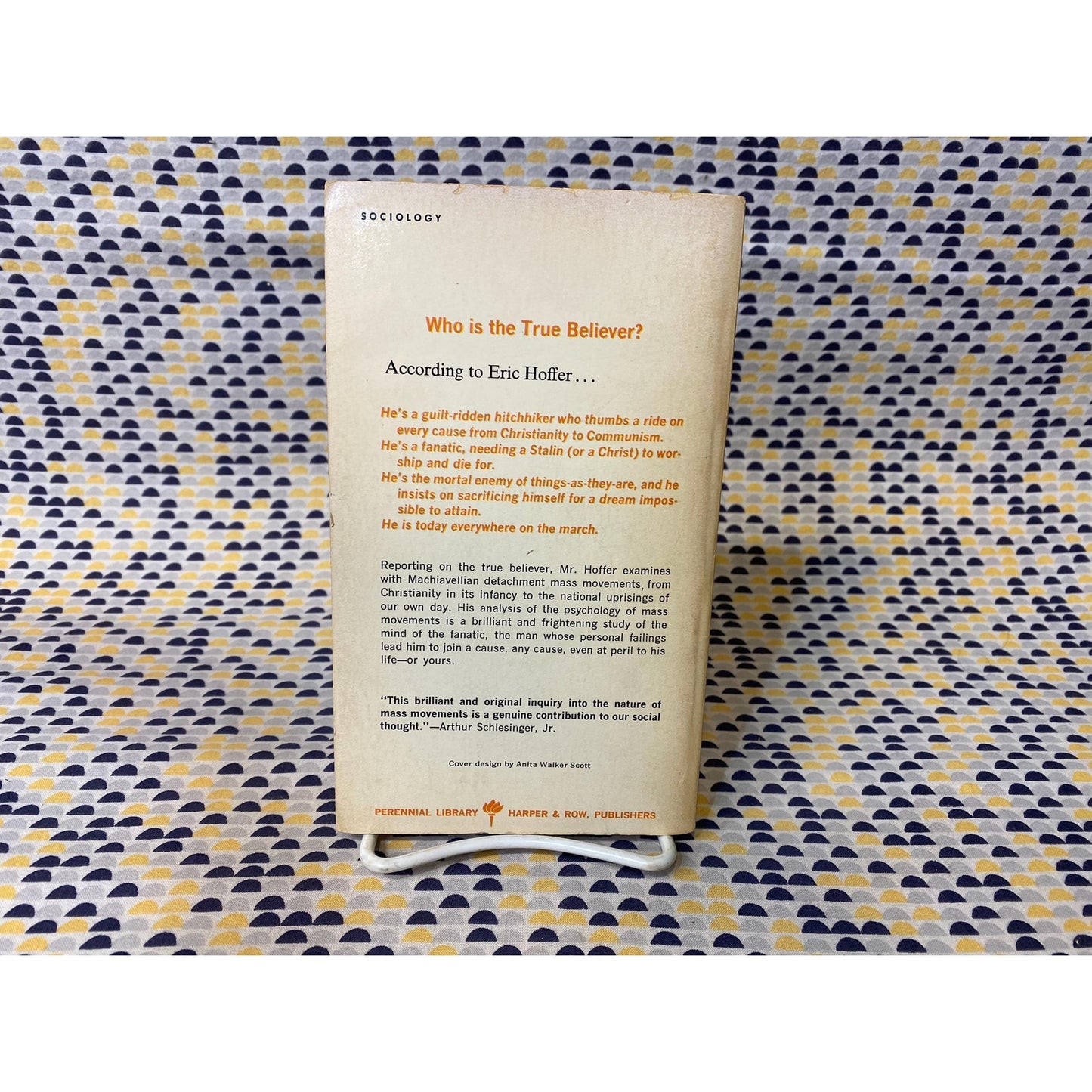 The True Believer - Eric Hoffer - Analysis of the Fanatic Type-Perennial Library