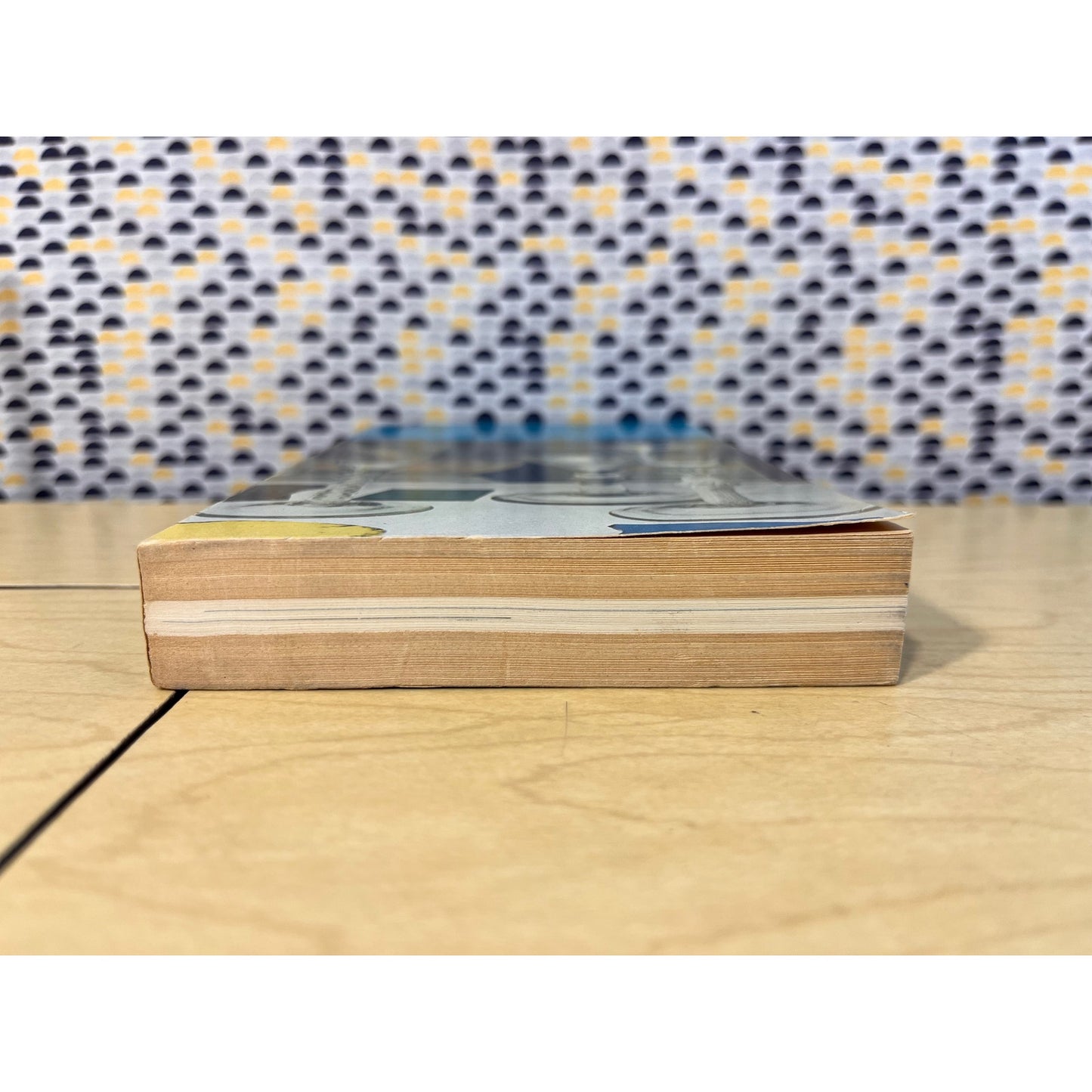 Glass Through the Ages - E. Barrington Haynes - Pelican Books - Paperback