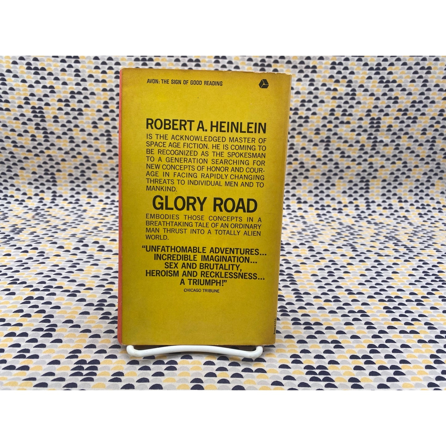 Glory Road - Robert A. Heinlein - Vintage Paperback Book - Avon Edition