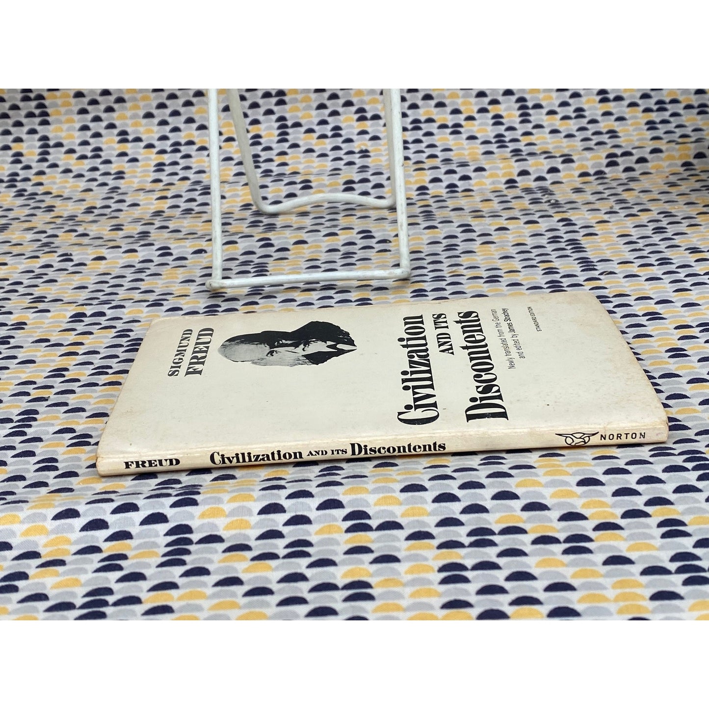 Civilizations and its Discontents - Sigmund Freud - Norton College Edition