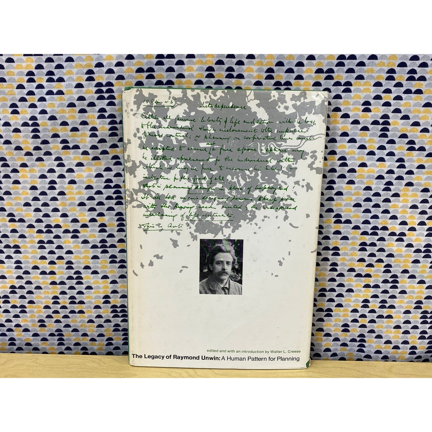 The Legacy of Raymond Unwin: A Human Pattern for Planning - Walter Creese