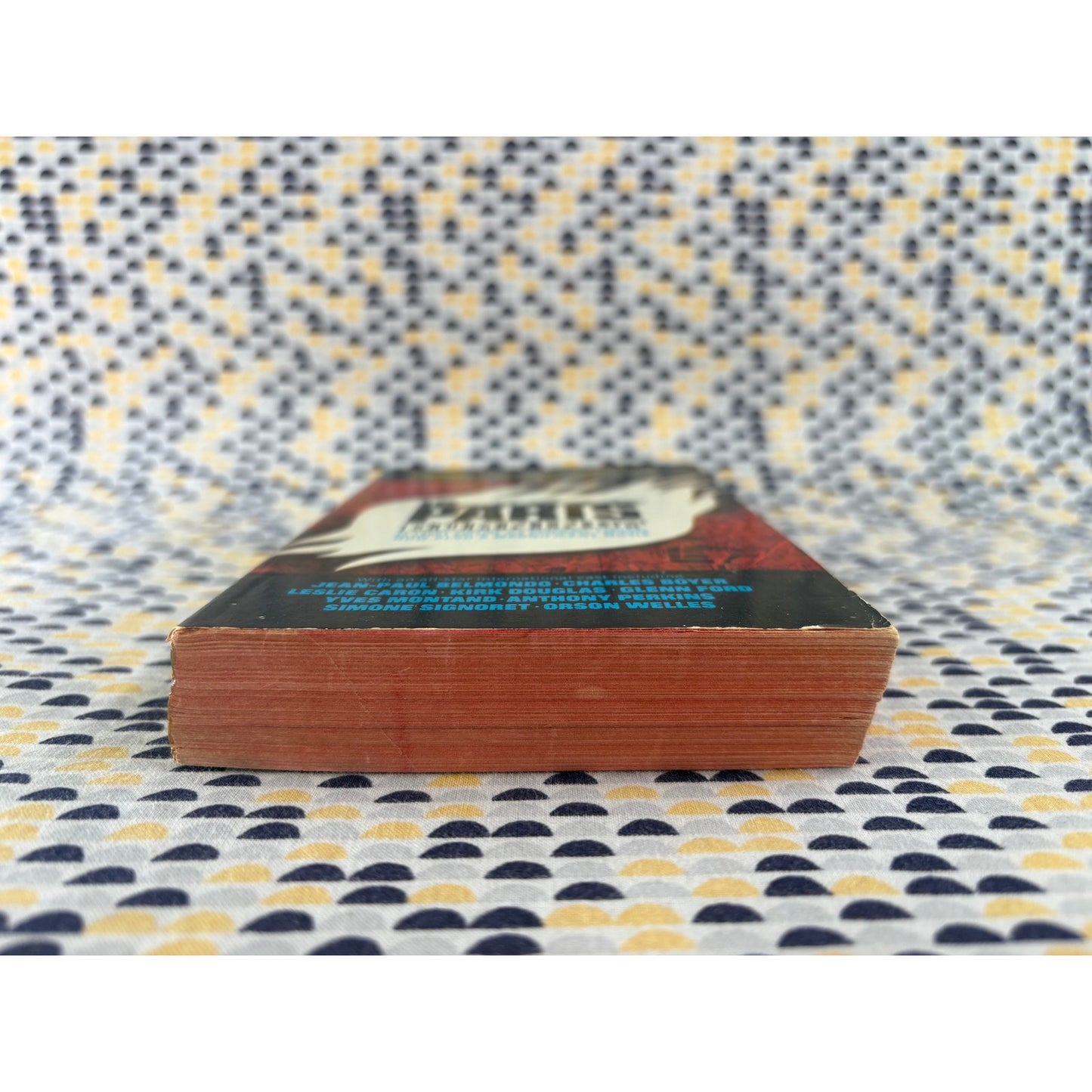 Is Paris Burning? - Larry Collins and Dominique Lapierre - Movie Tie-In Edition - Vintage Paperback - Penguin Books