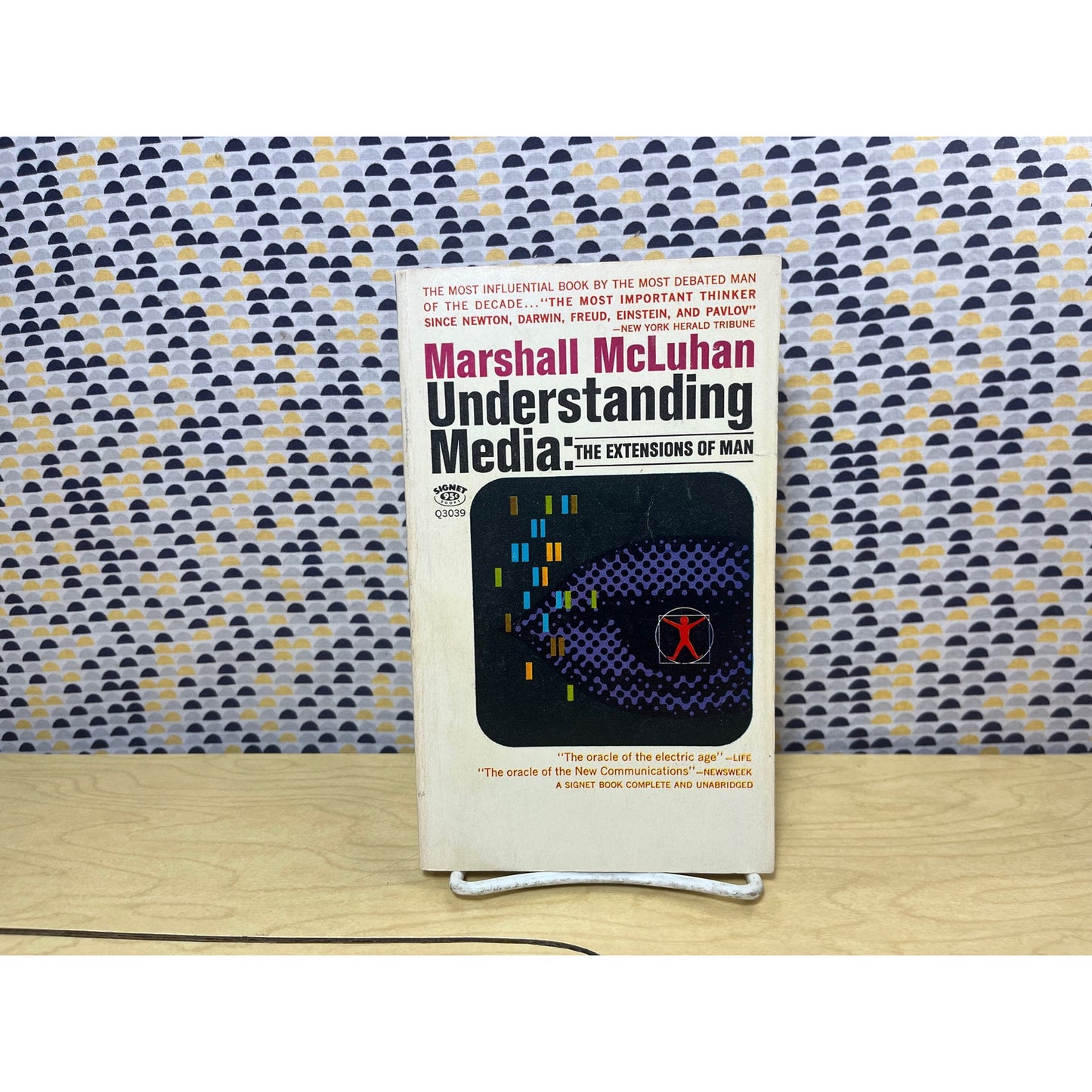 Understanding Media: The Extensions of Man - Marshall McLuhan - Signet Edition