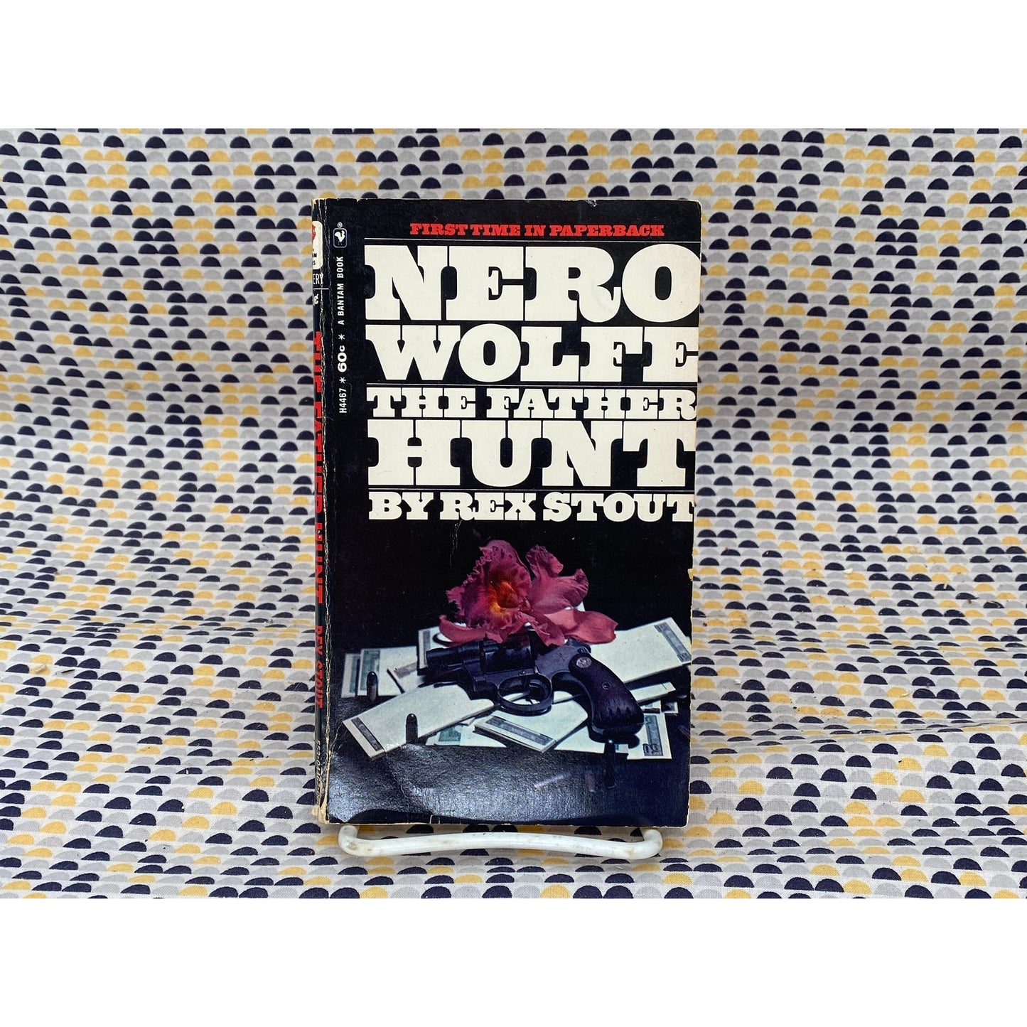The Father Hunt - Nero Wolfe - Rex Stout - Vintage Paperback - Bantam Edition