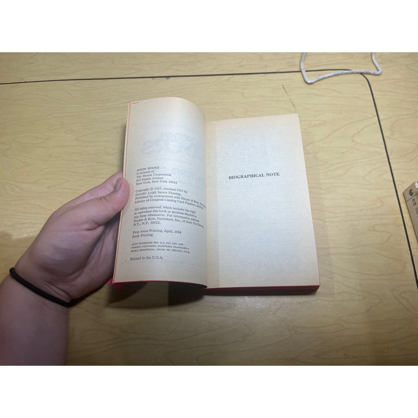 Unnatural Death - Dorothy L. Sayers - Avon Books - Paperback