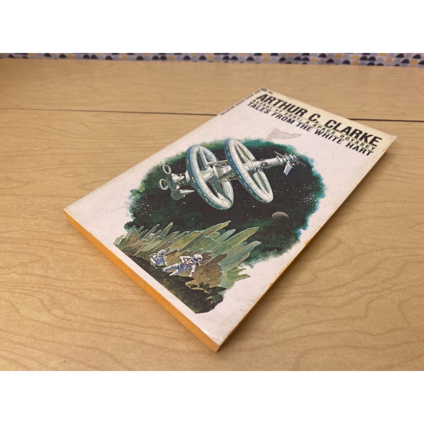 Tales From the White Hart - Arthur C. Clarke - Paperback Ballantine Edition