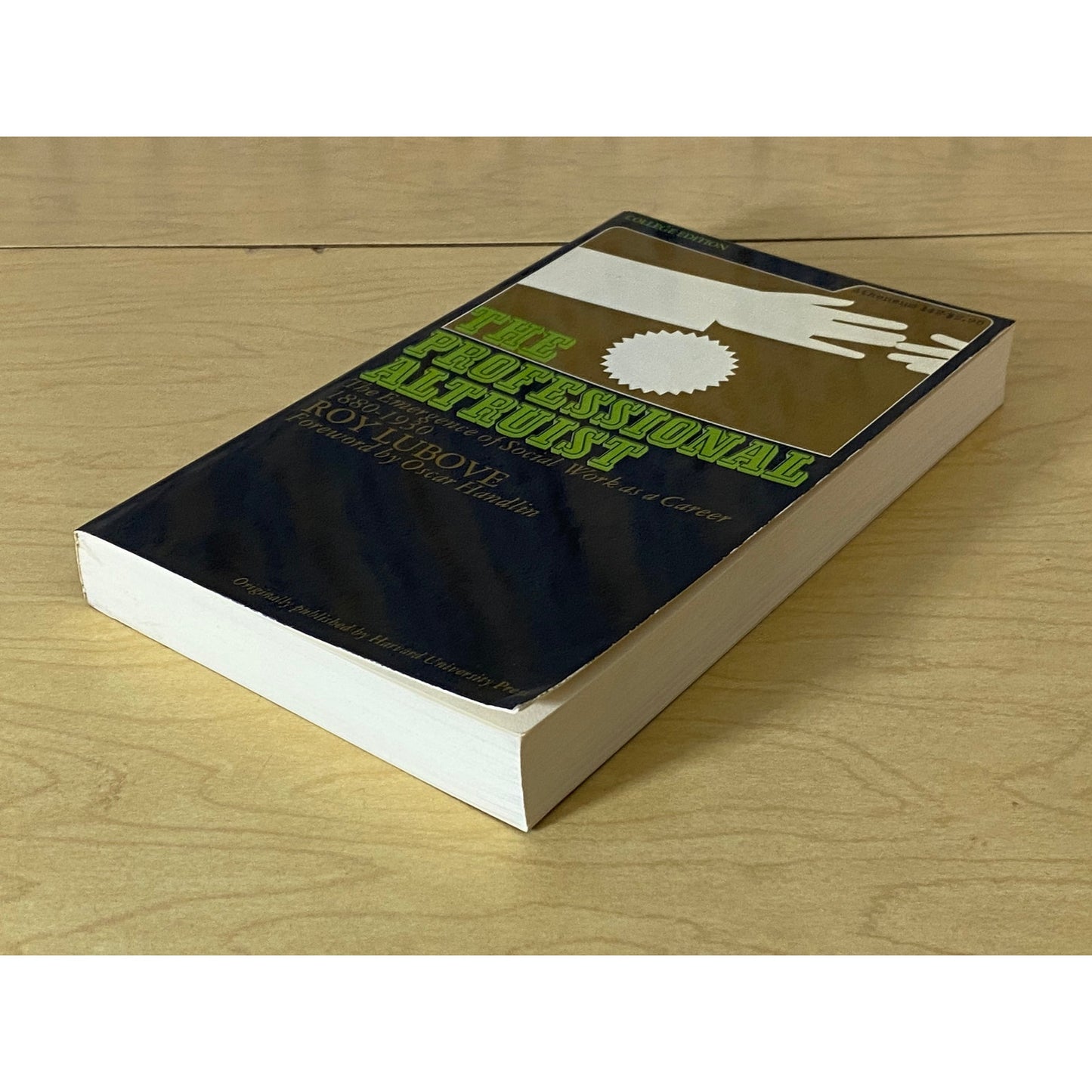 Professional Altruist - Emergence of Social Work as a Career 1880-1930 - Lubove