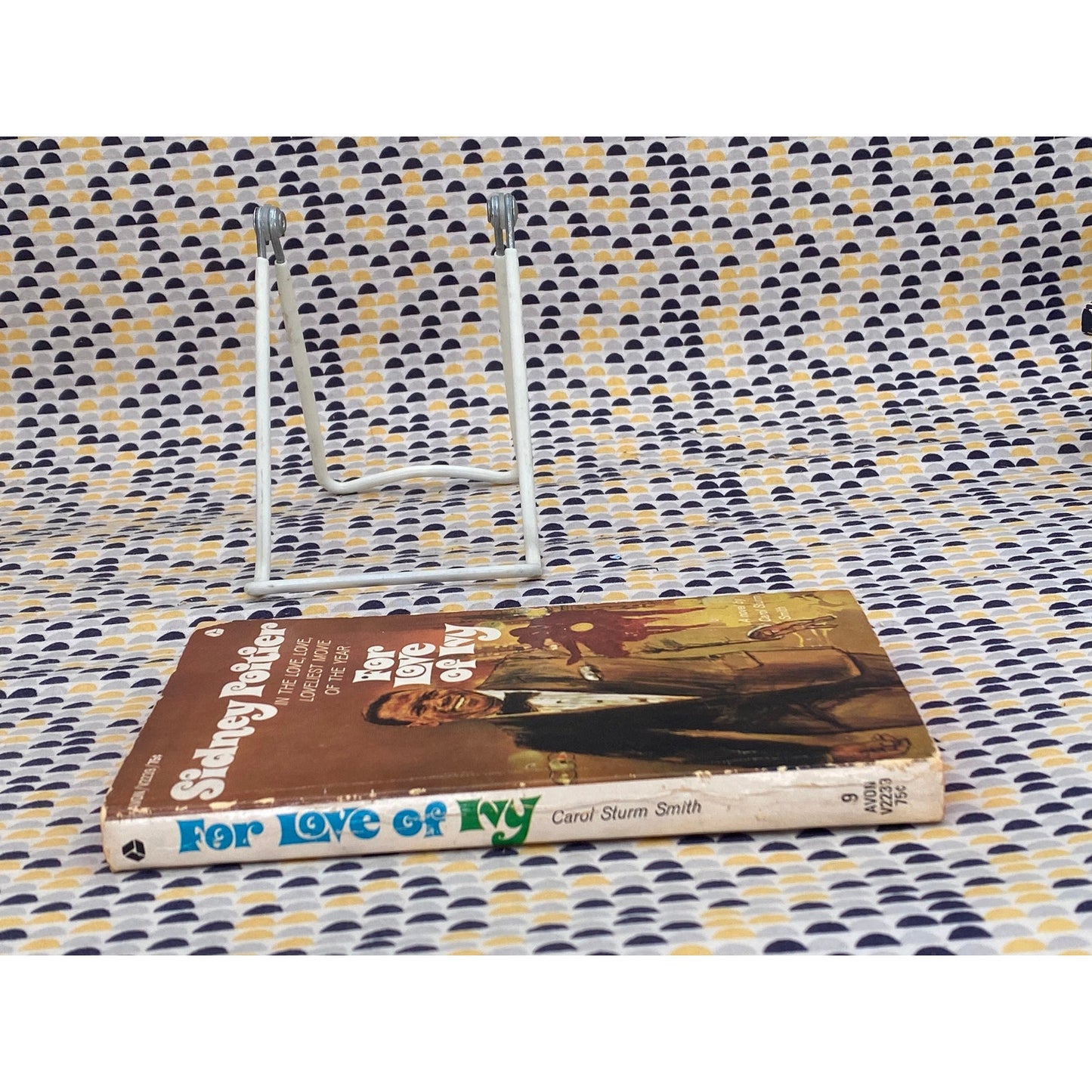 For Love Of Ivy - Movie Novelization - Carol Sturm Smith - Avon Edition