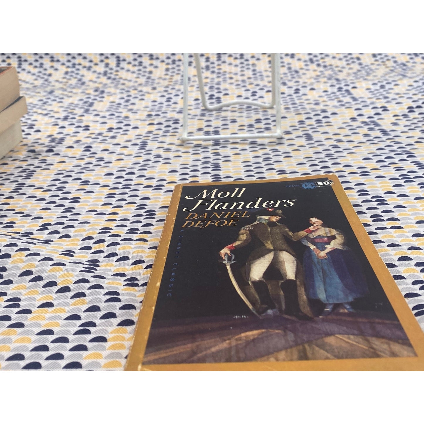 Moll Flanders - Daniel Defoe - Vintage Paperback Book - Signet Edition