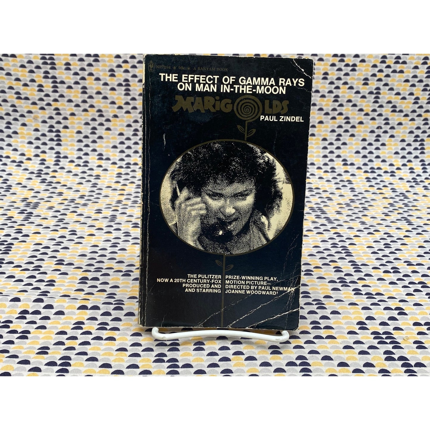 The Effect of Gamma Rays on Man In The Moon Marigolds- Paul Zindel -Movie Tie In