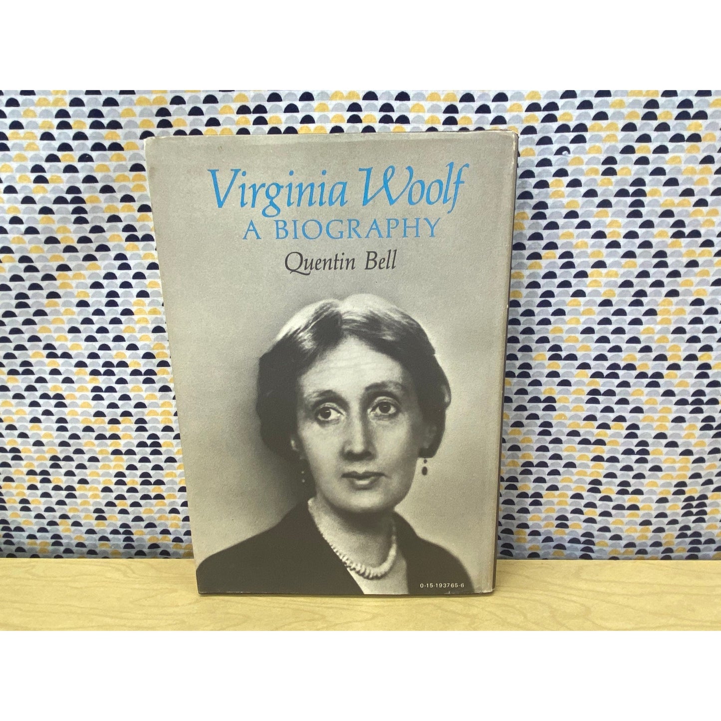 Virginia Woolf - A Biography - Quentin Bell - Vintage Hardcover Book - HBJ Edition