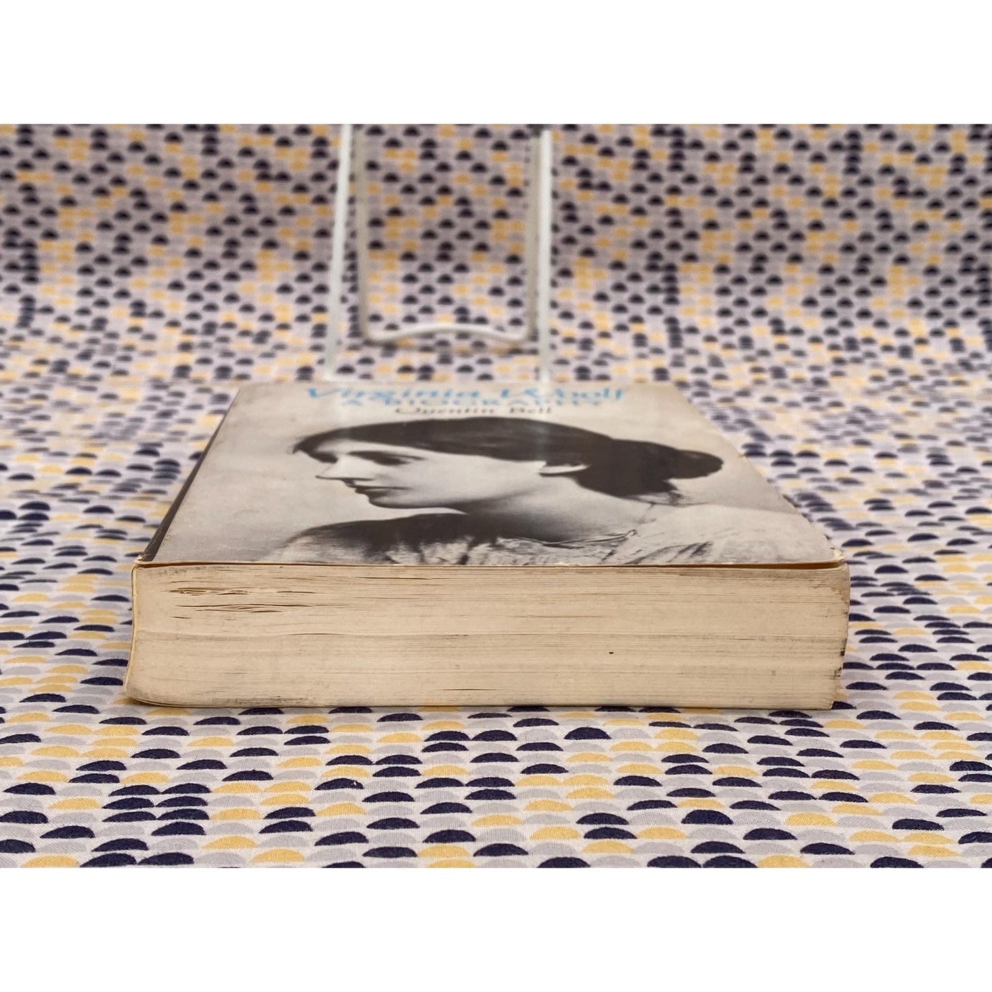 Virginia Woolf - A Biography - Quentin Bell - Vintage Paperback- Harvest Edition