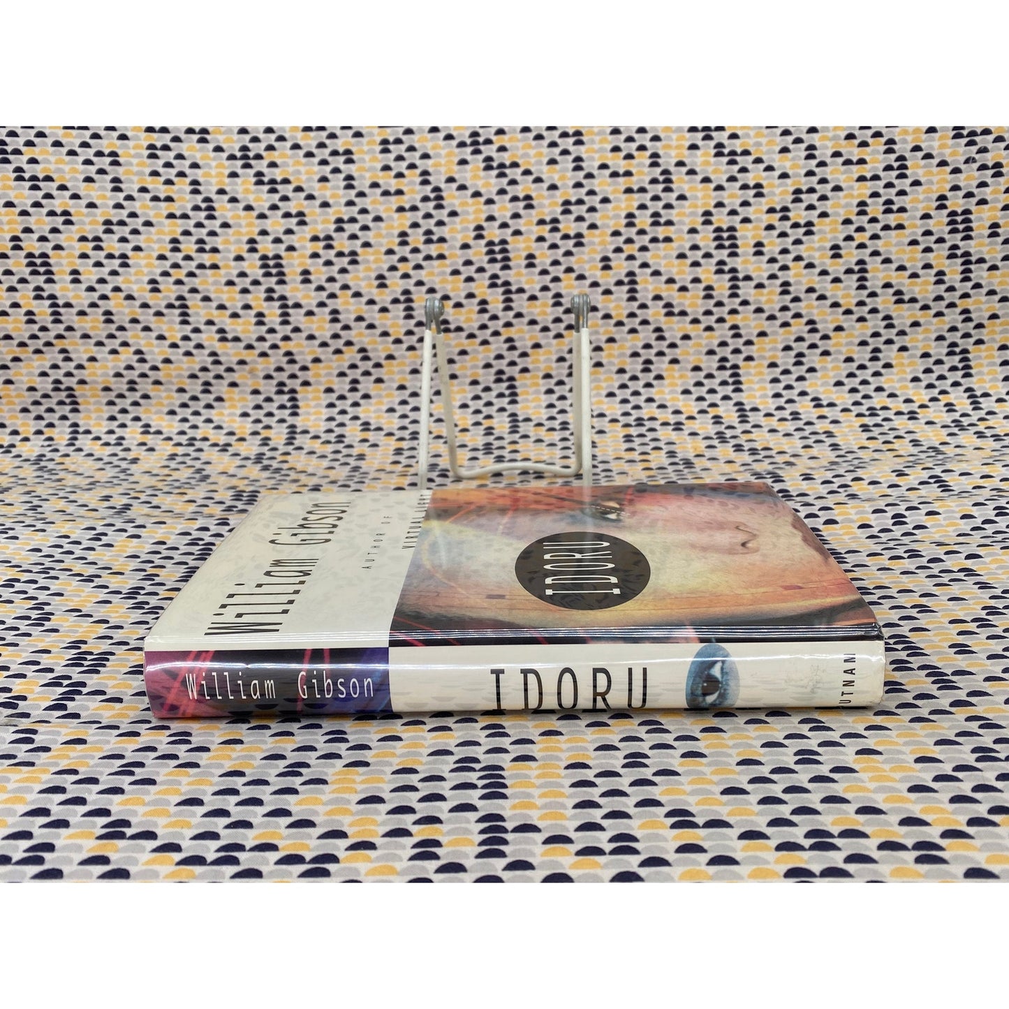 Idoru - William Gibson - Vintage Hardcover Book - Putnam Books - 1st Edition, 1st Printing
