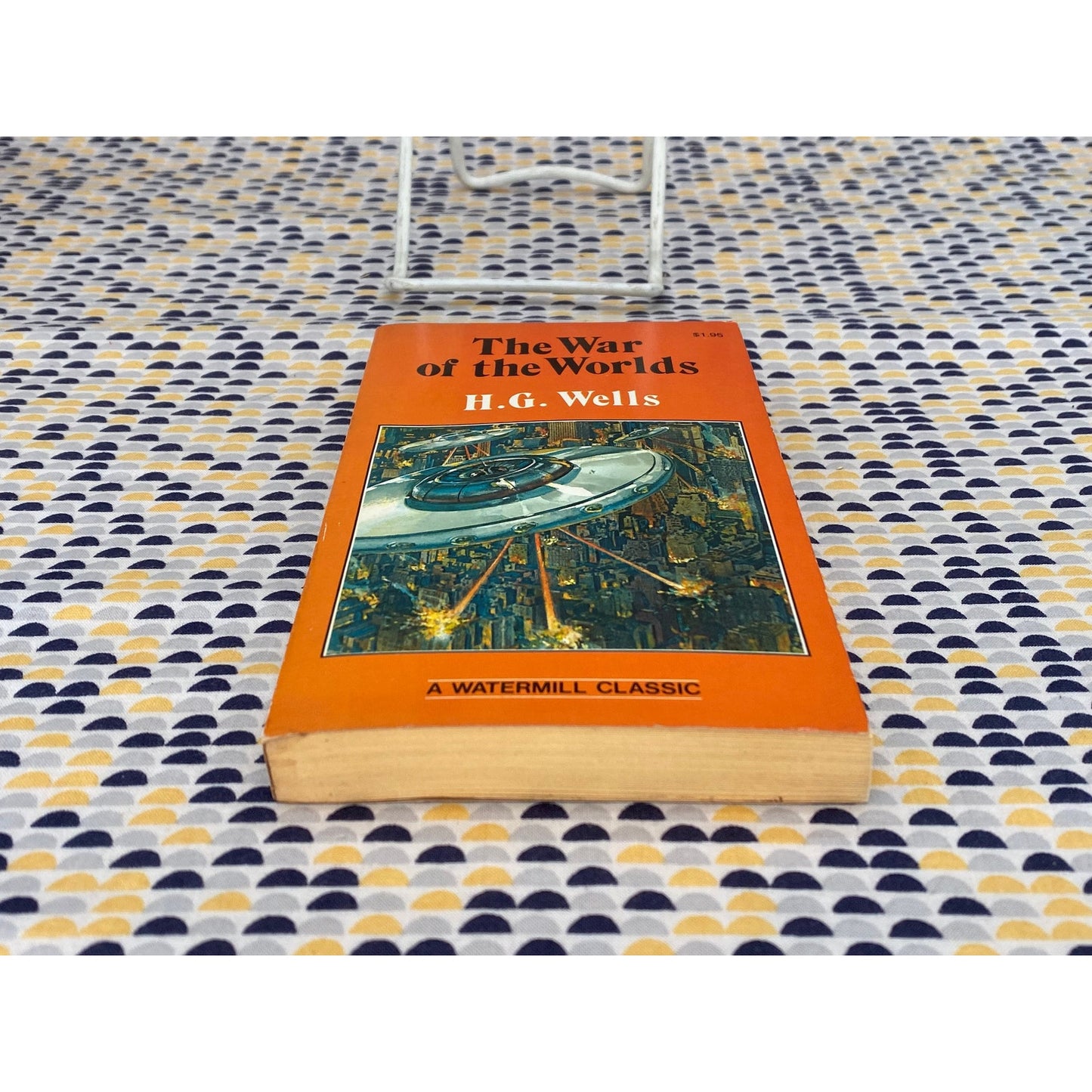 The War of the Worlds - H.G. Wells - Watermill Classic Edition