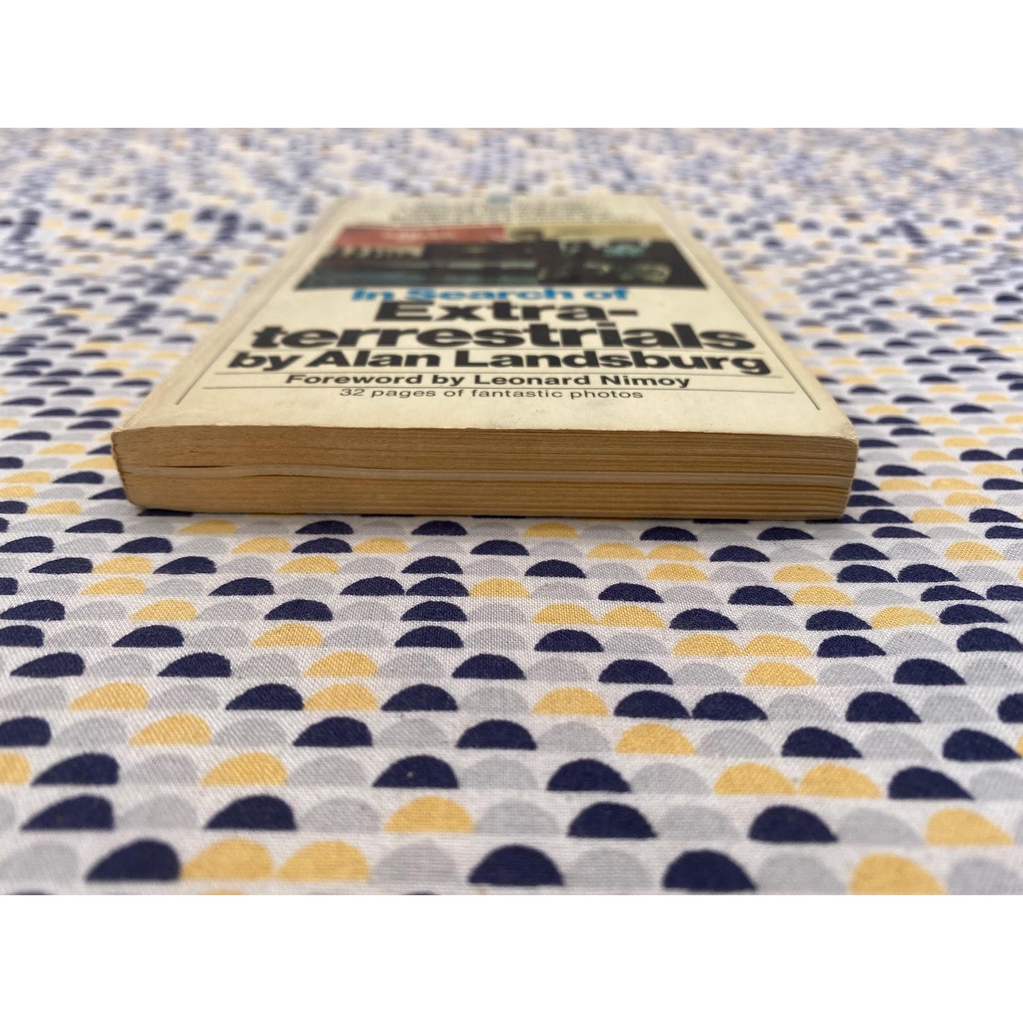 In Search of Extraterrestrials - Alan Landsburg - SIGNED - Bantam Edition