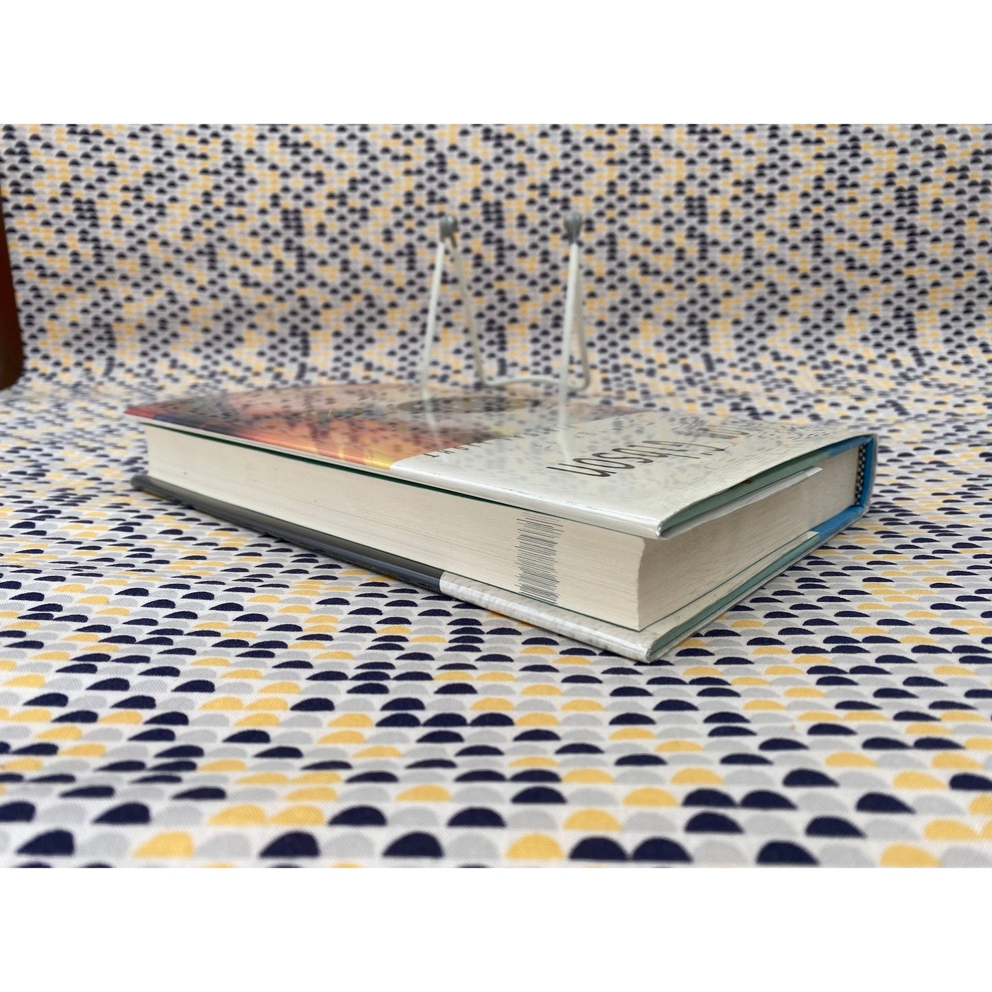 Idoru - William Gibson - Vintage Hardcover Book - Putnam Books - 1st Edition, 1st Printing