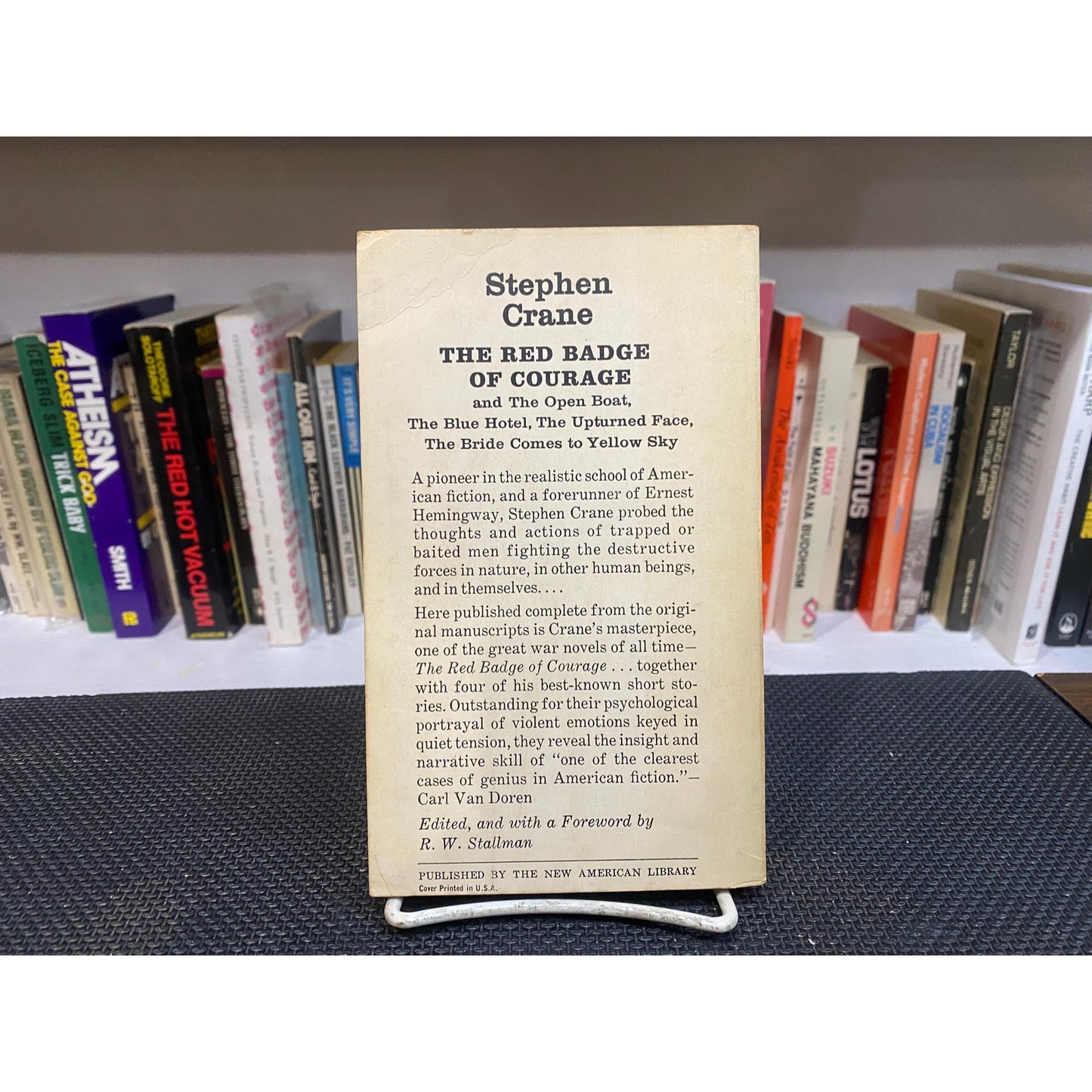 The Red Badge of Courage - Stephen Crane - Vintage Paperback Book - 50 cent Signet Classics Edition