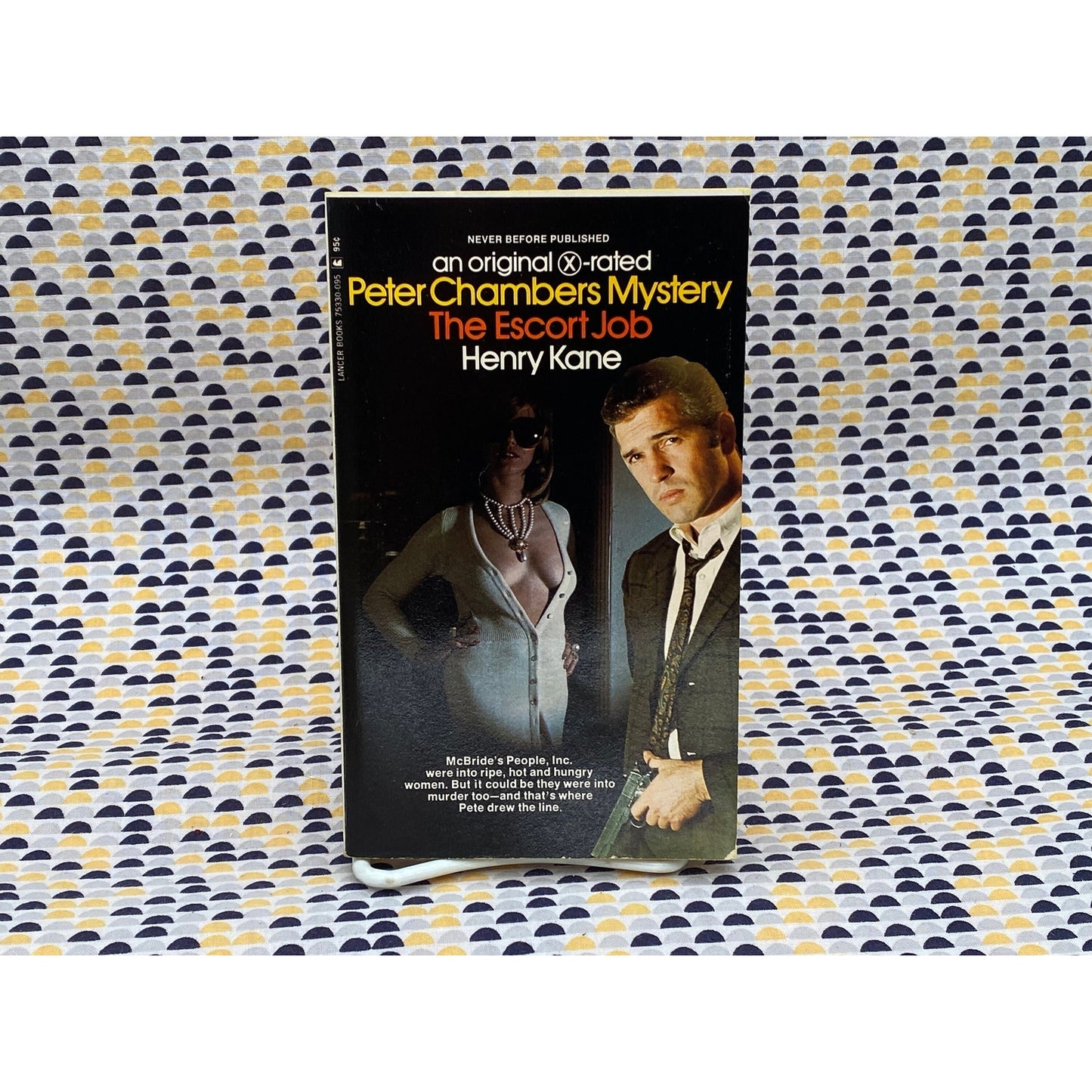 The Escort Job - Henry Kane - Peter Chambers Mystery - Pulp Sleaze - Lancer