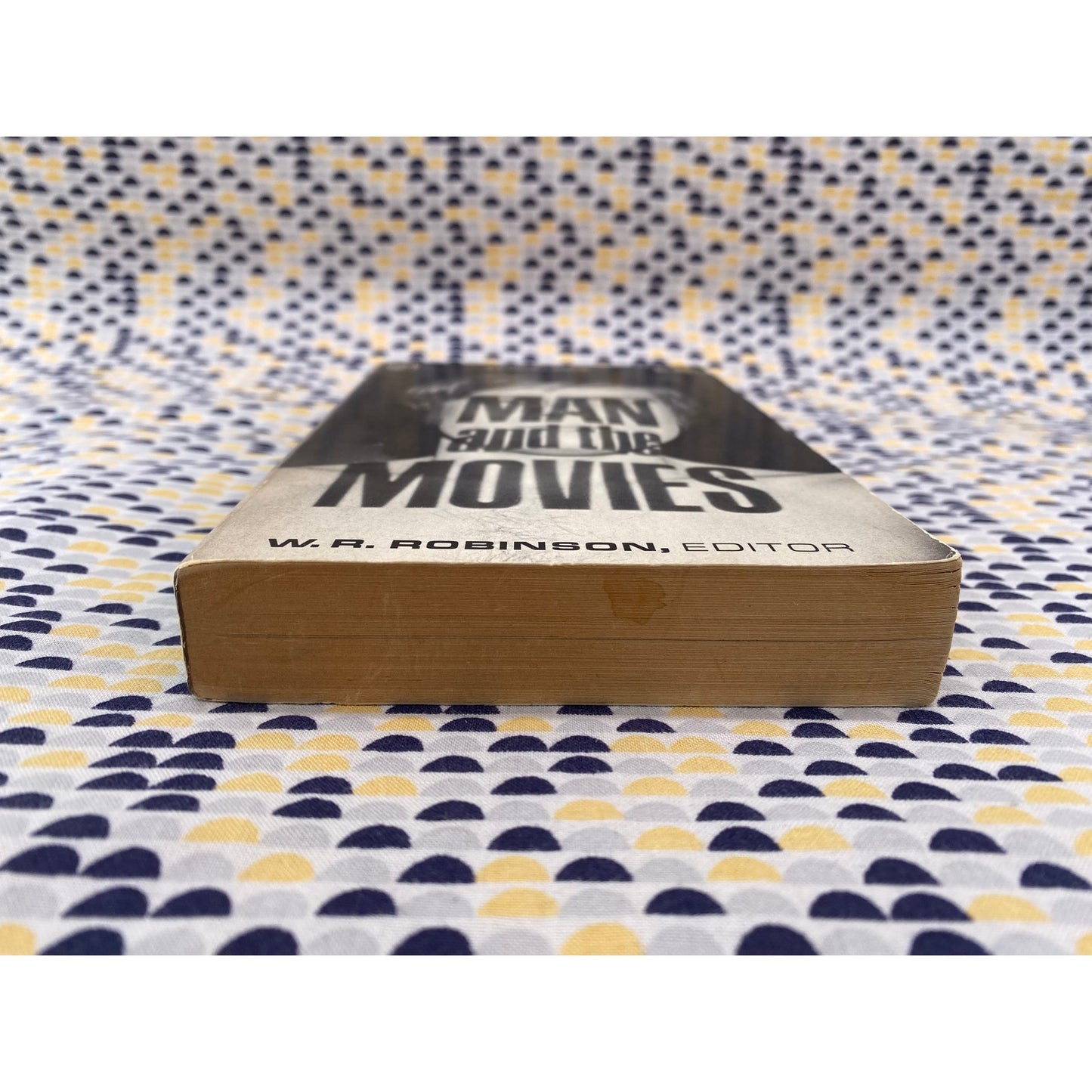 Man And The Movies - W. R. Robinson - Pelican - Paperback