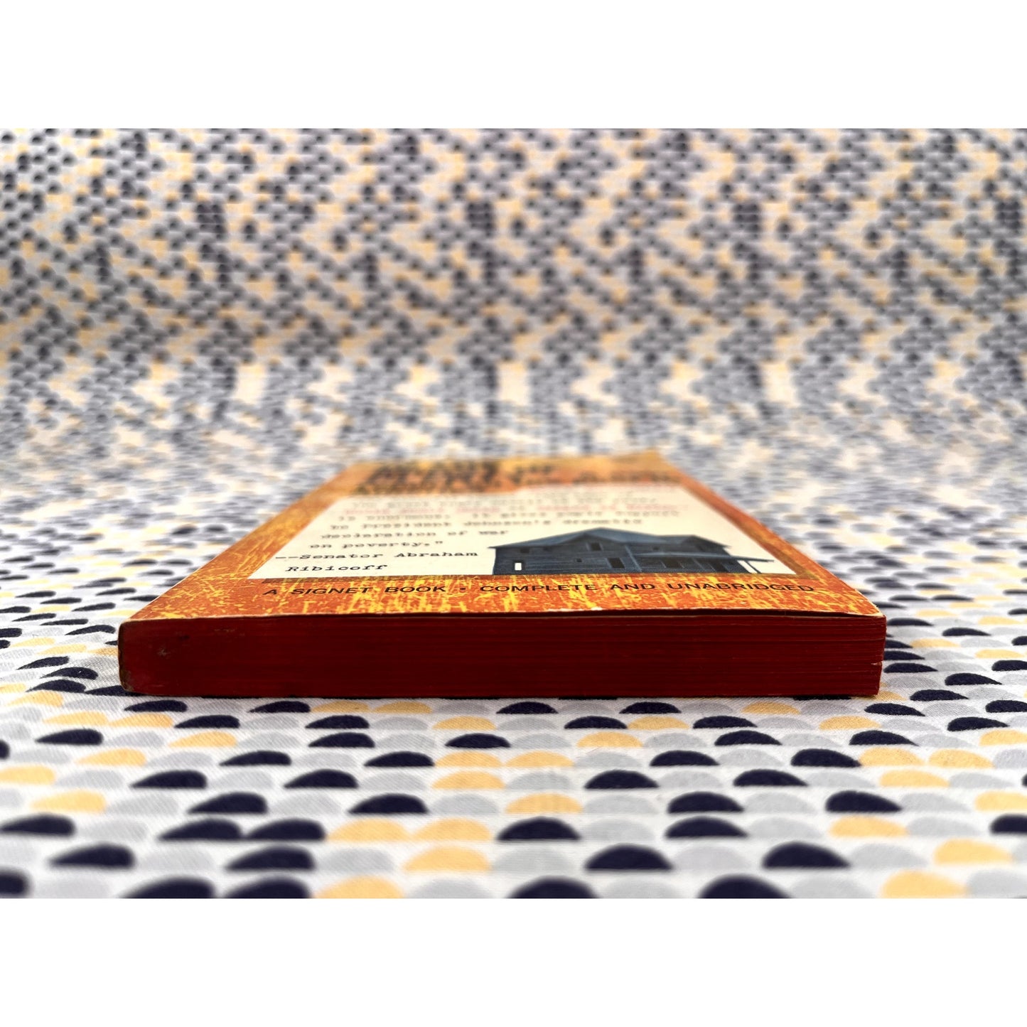 In The Midst of Plenty - Ben H. Bagdikan - Signet Books - Paperback