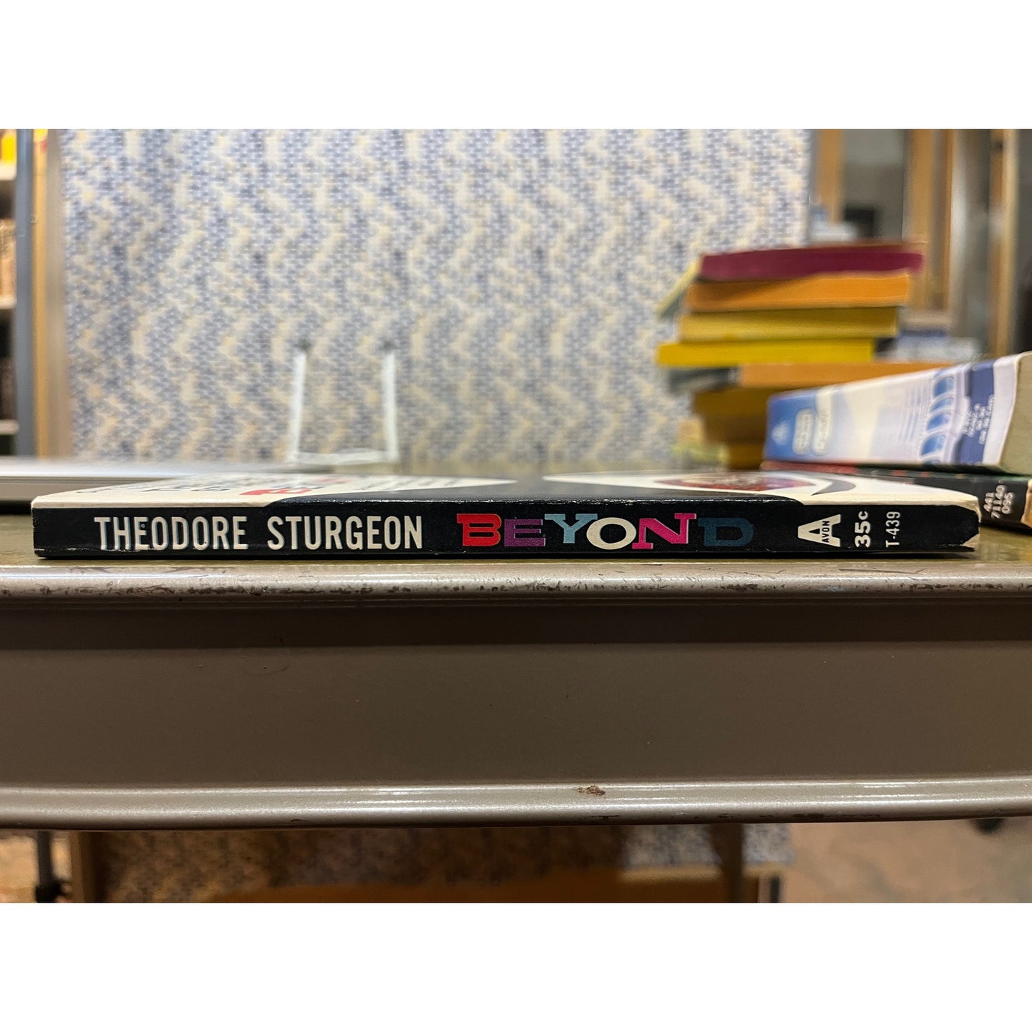 Beyond - Theodore Sturgeon - Avon Books - Paperback