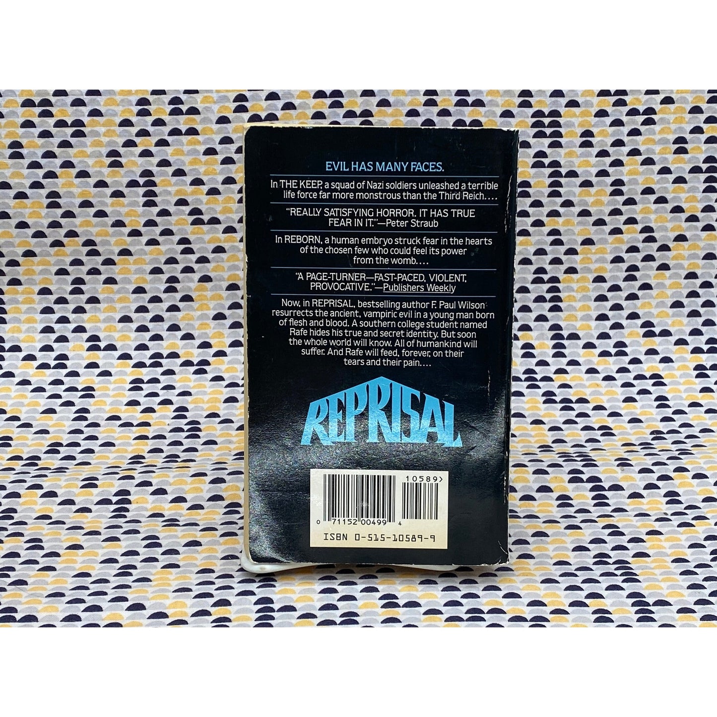 Reprisal - F. Paul Wilson - Vintage Paperback Book - Avon Edition