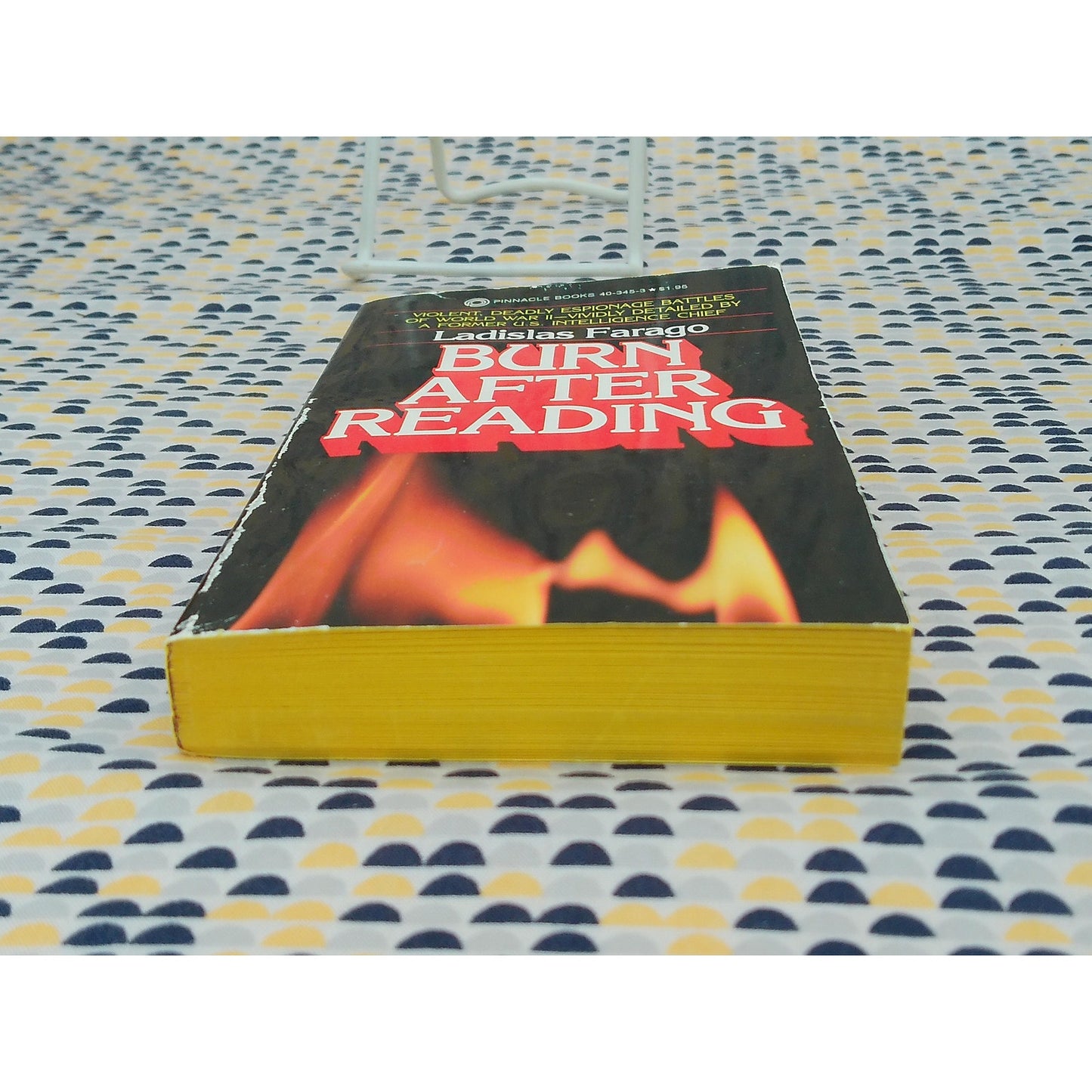 Burn After Reading - Ladislas Farago - Vintage Paperback Book - Pinnacle Edition