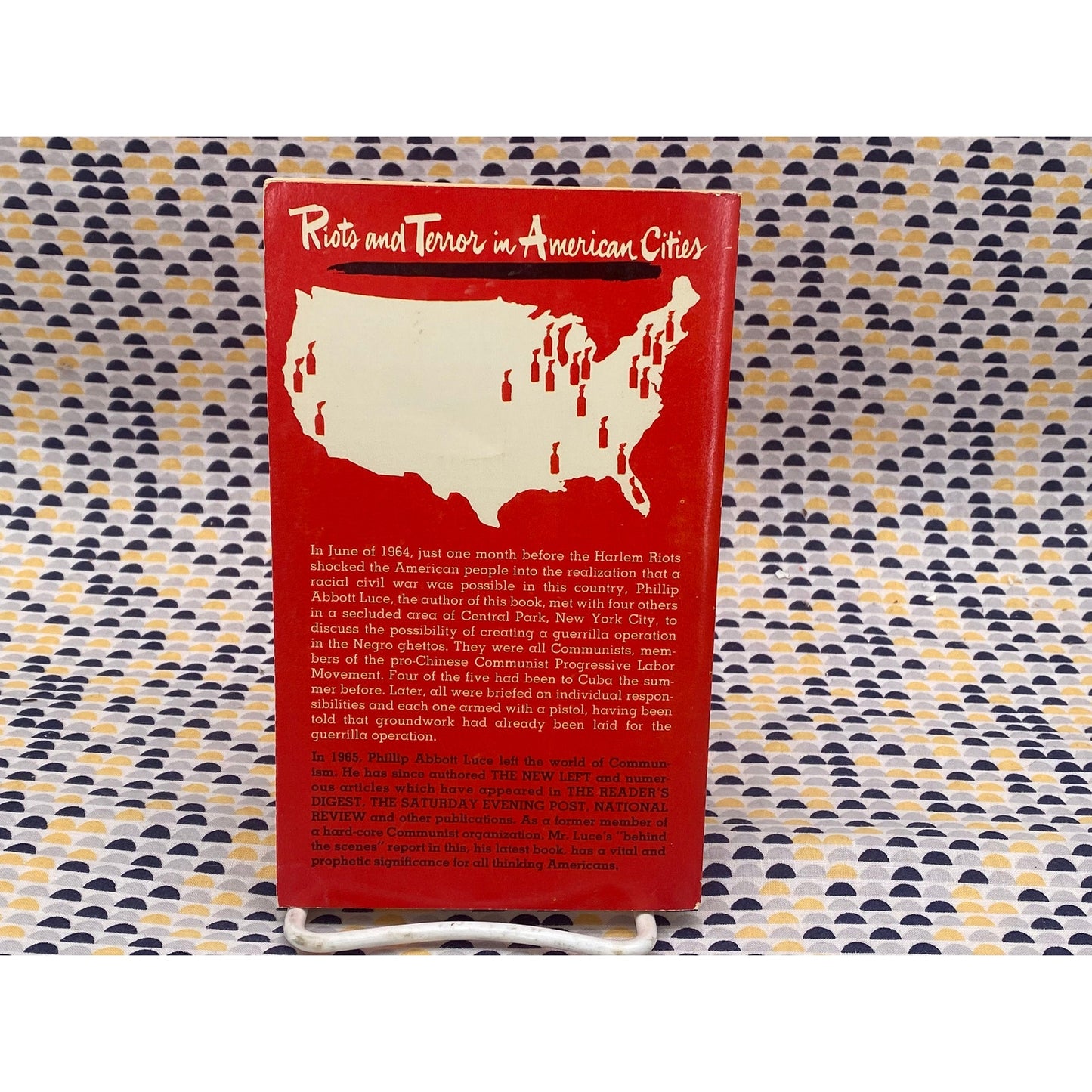 Road To Revolution: Communist Guerrilla Warfare In The USA - Phillip Abbott Luce