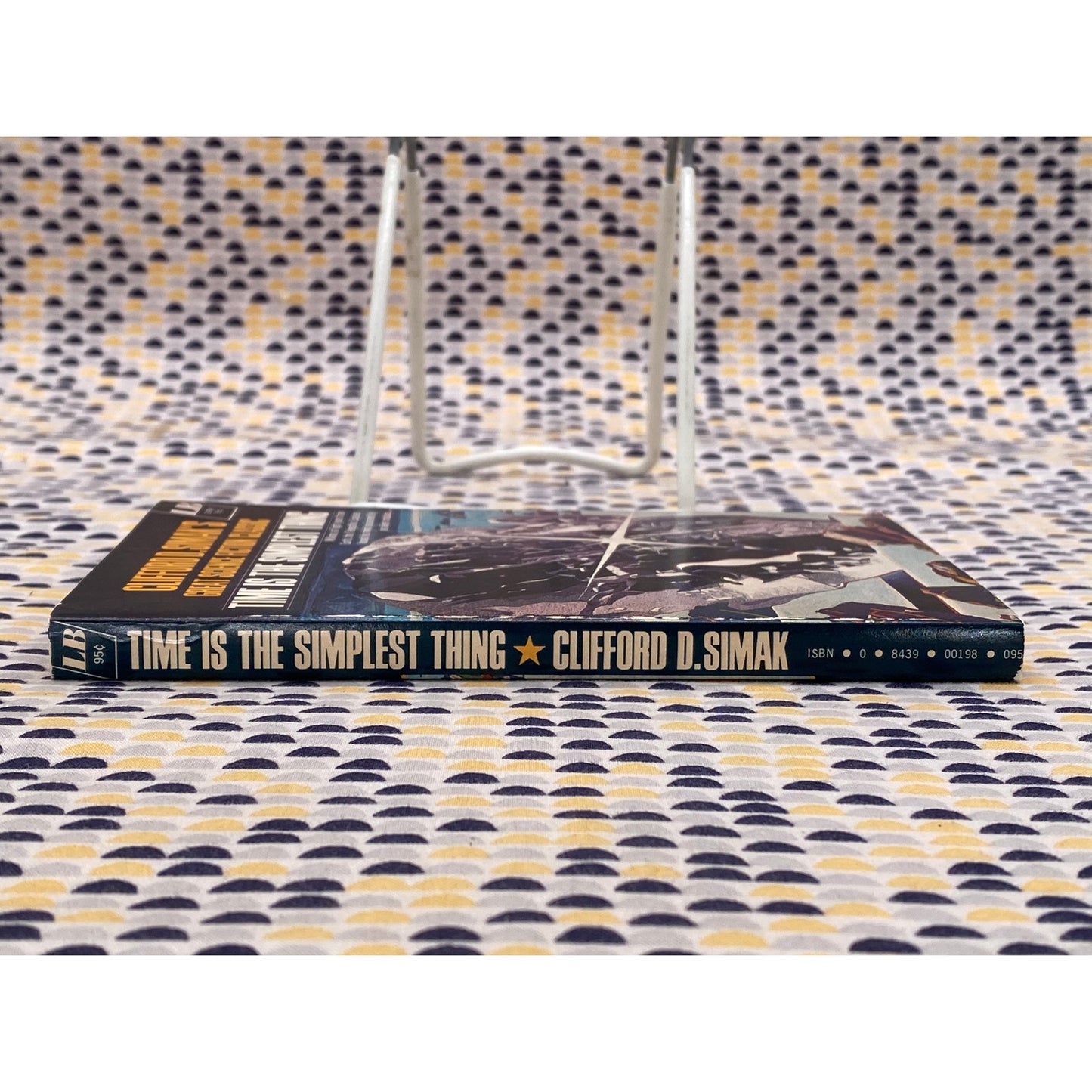 Time is the Simplest Thing - Clifford Simak - Paperback - Leisure Books Edition