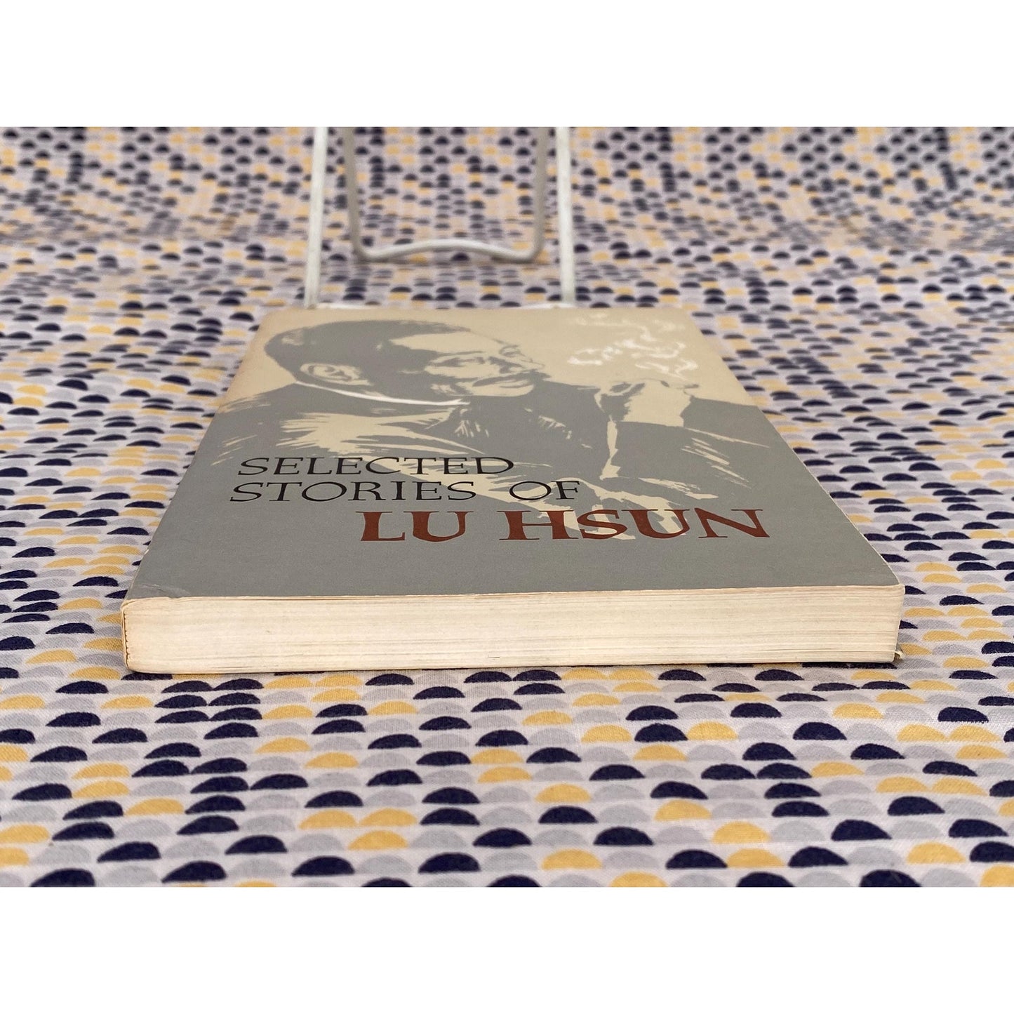 Selected Stories Of Lu Hsun - Lu Hsun - Vintage Paperback Book - Foreign Languages Press Edition