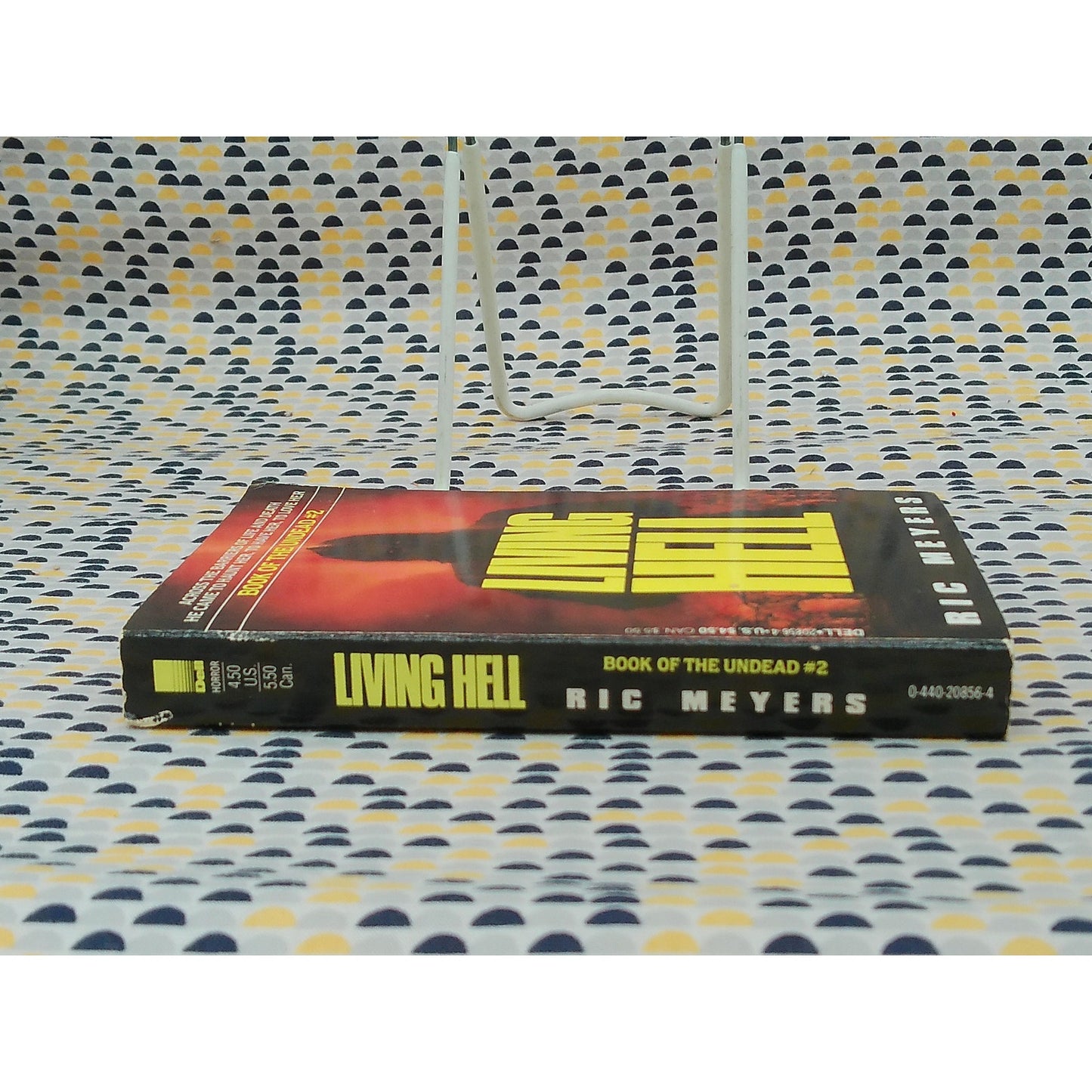 Living Hell - Book of the Undead #2 - Ric Meyers - Dell Edition