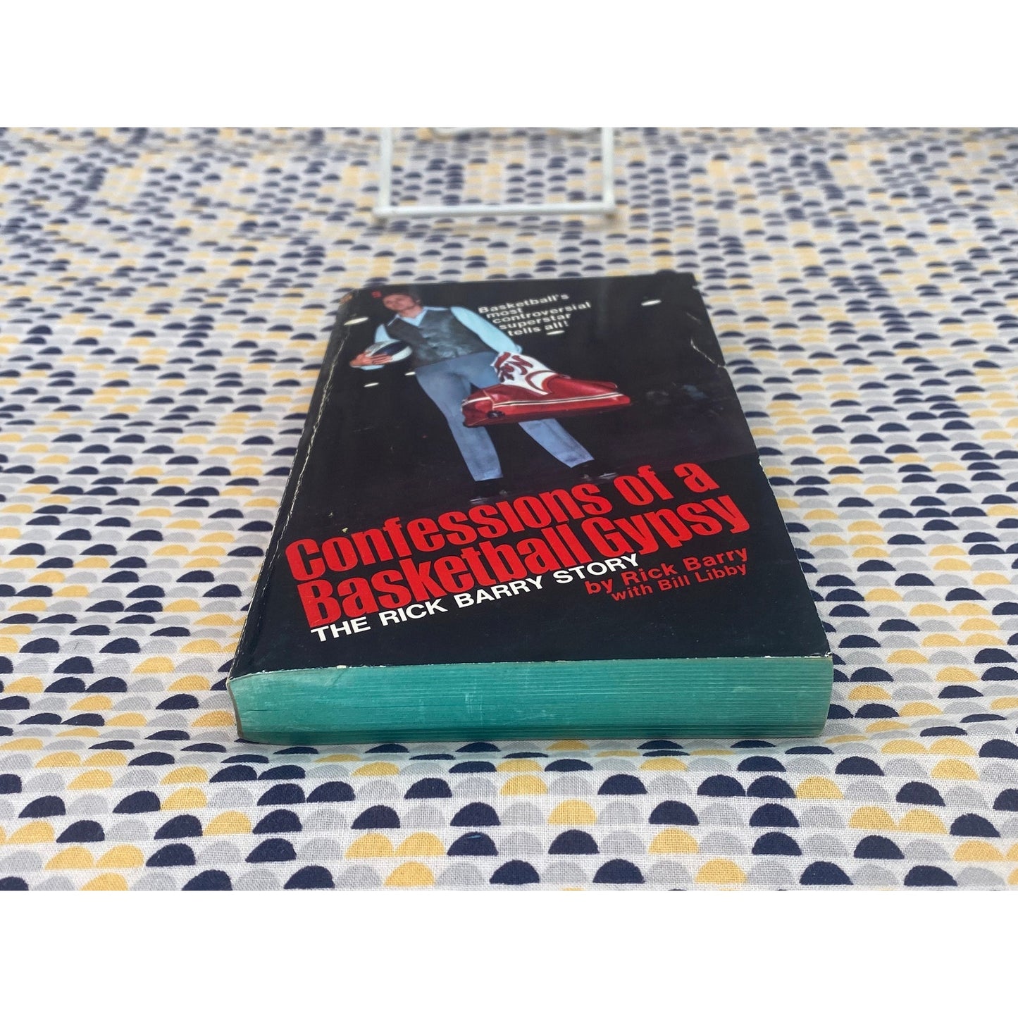 Confessions Of A Basketball Gypsy: The Rick Barry Story - Rick Barry - Vintage Paperback Book - Dell Nonfiction Edition