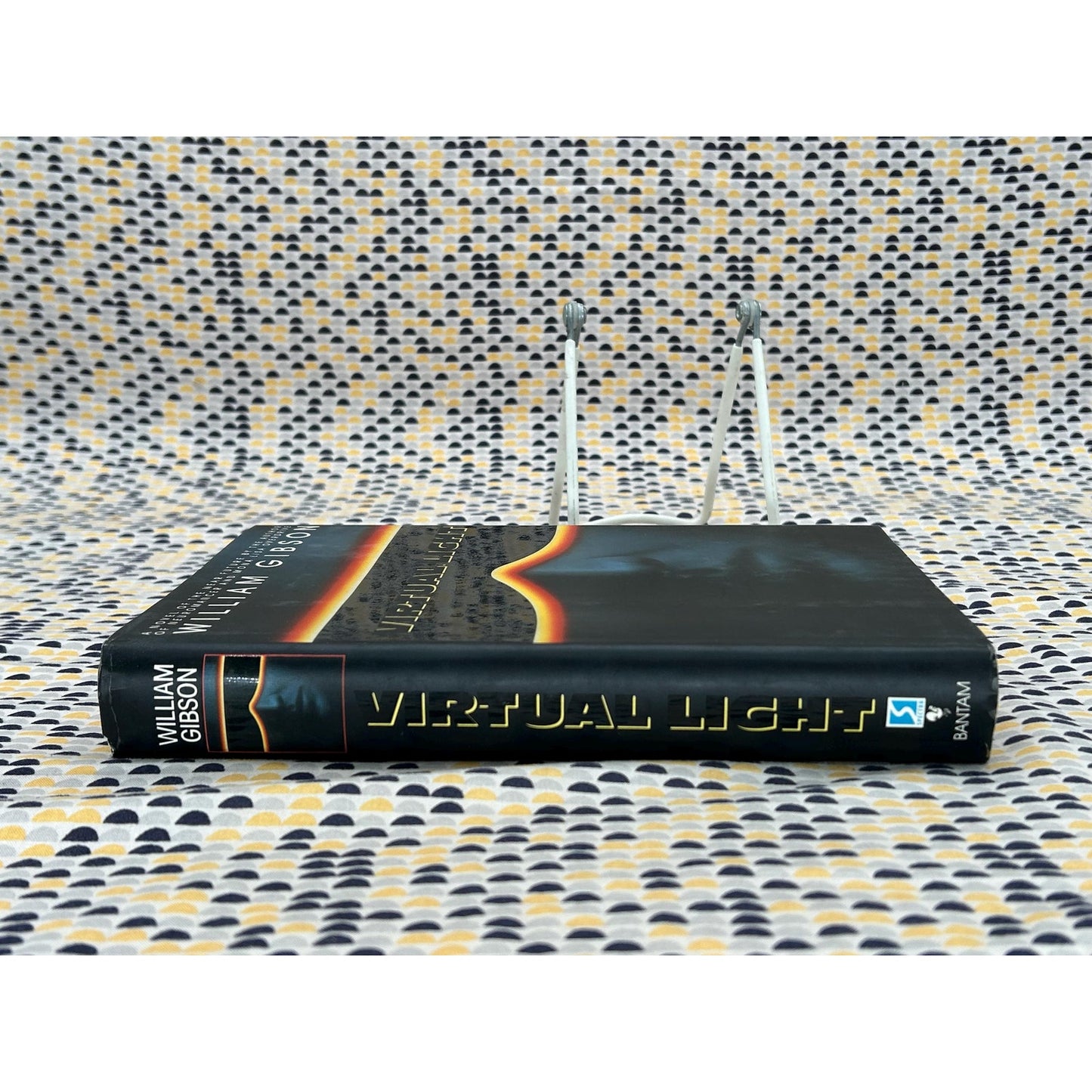 Virtual Light - William Gibson - Bantam Spectra - 1st Edition, 1st Print