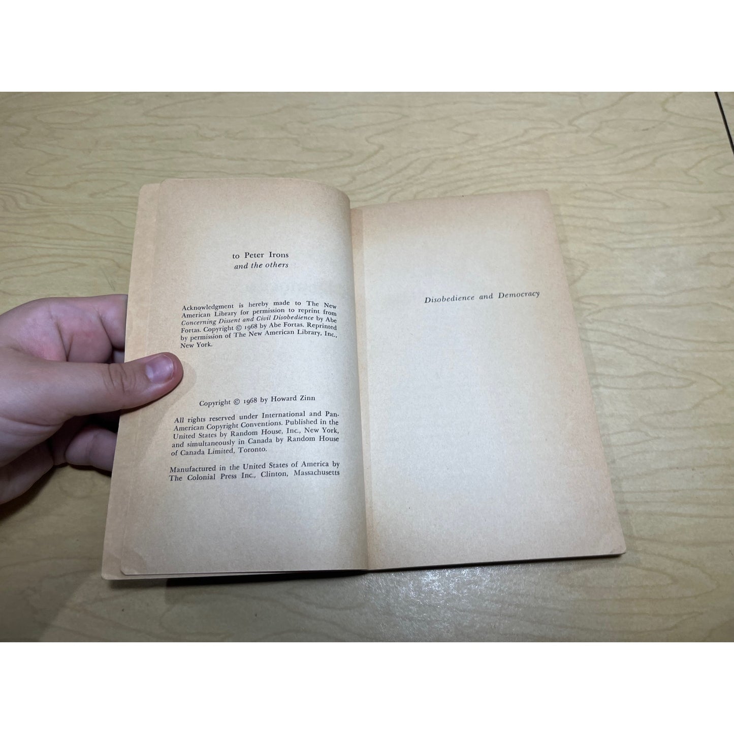 Disobedience and Democracy - Howard Zinn - Vintage Books - Paperback