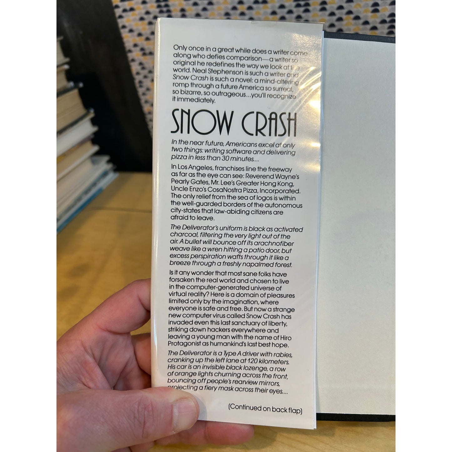 Snow Crash - Neal Stephenson - Vintage Hardcover Book - 1992 Book Club Edition - Bantam Spectra