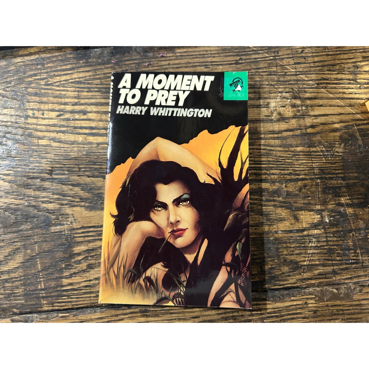 A Moment to Prey - Harry Whittington - Black Lizard Crime - Paperback