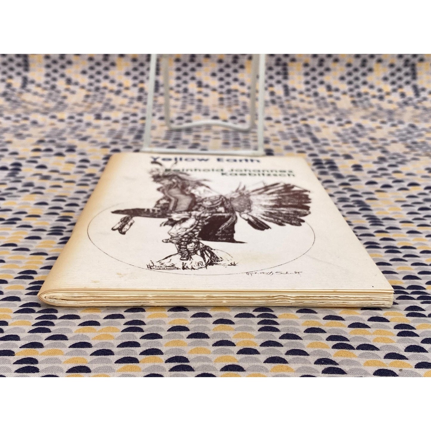 Yellow Earth - Reinhold Johannes Kaebitzsch - Red Mountain Publishing House