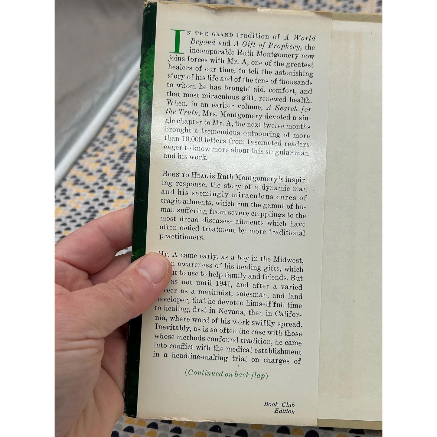 Born To Heal - Ruth Montgomery - Coward, McCann, and Geoghegan Edition