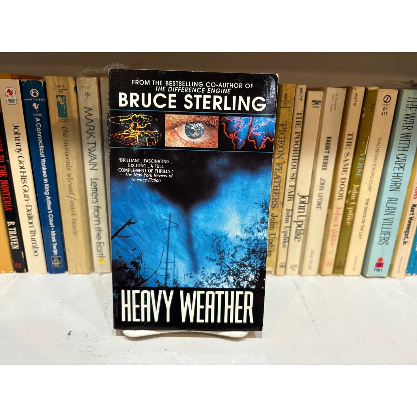 Heavy Weather - Bruce Sterling - Bantam - Paperback