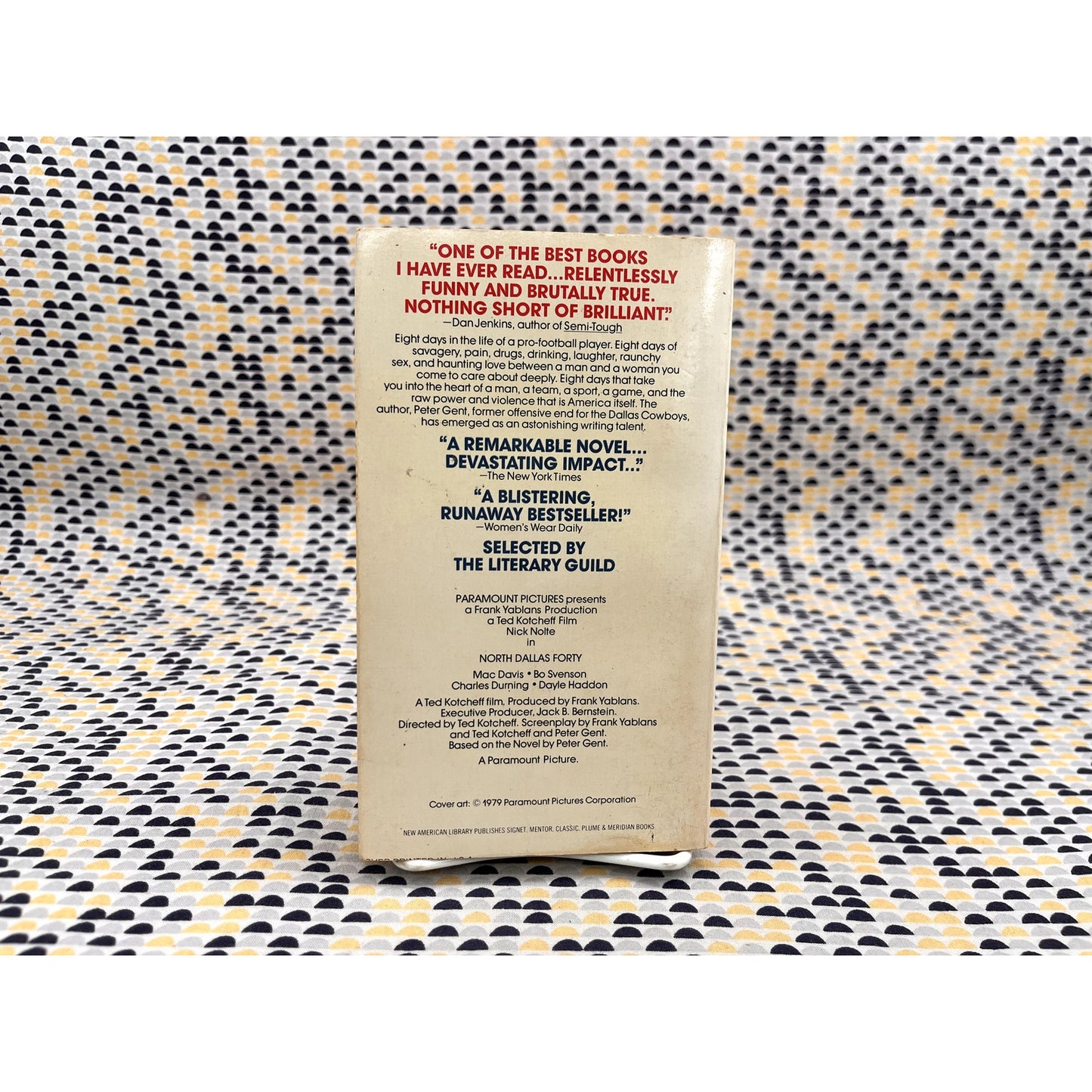 North Dallas Forty - Peter Gent - Vintage Paperback - Signet Books