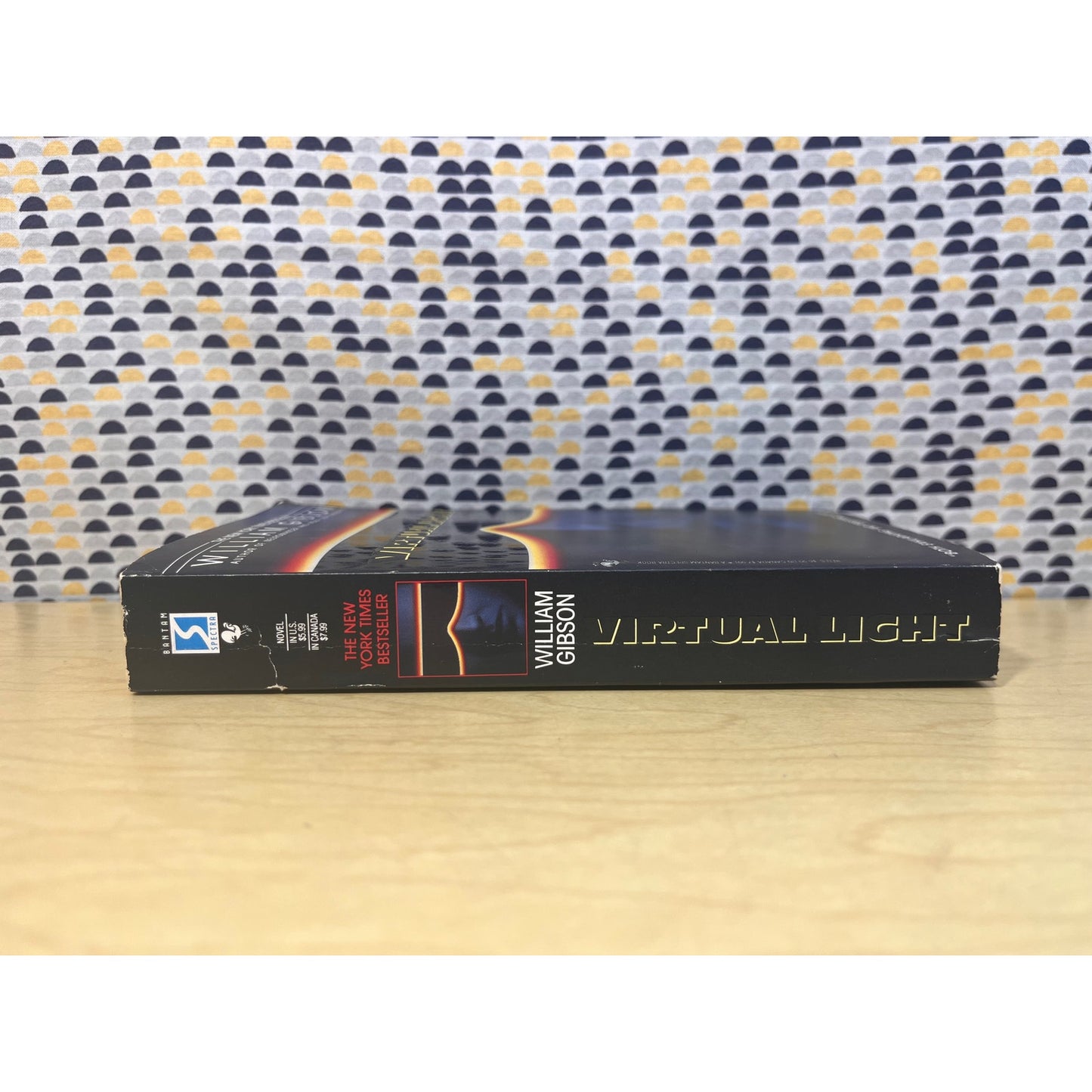 Virtual Light - William Gibson - Vintage Paperback Book - Bantam Spectra Edition