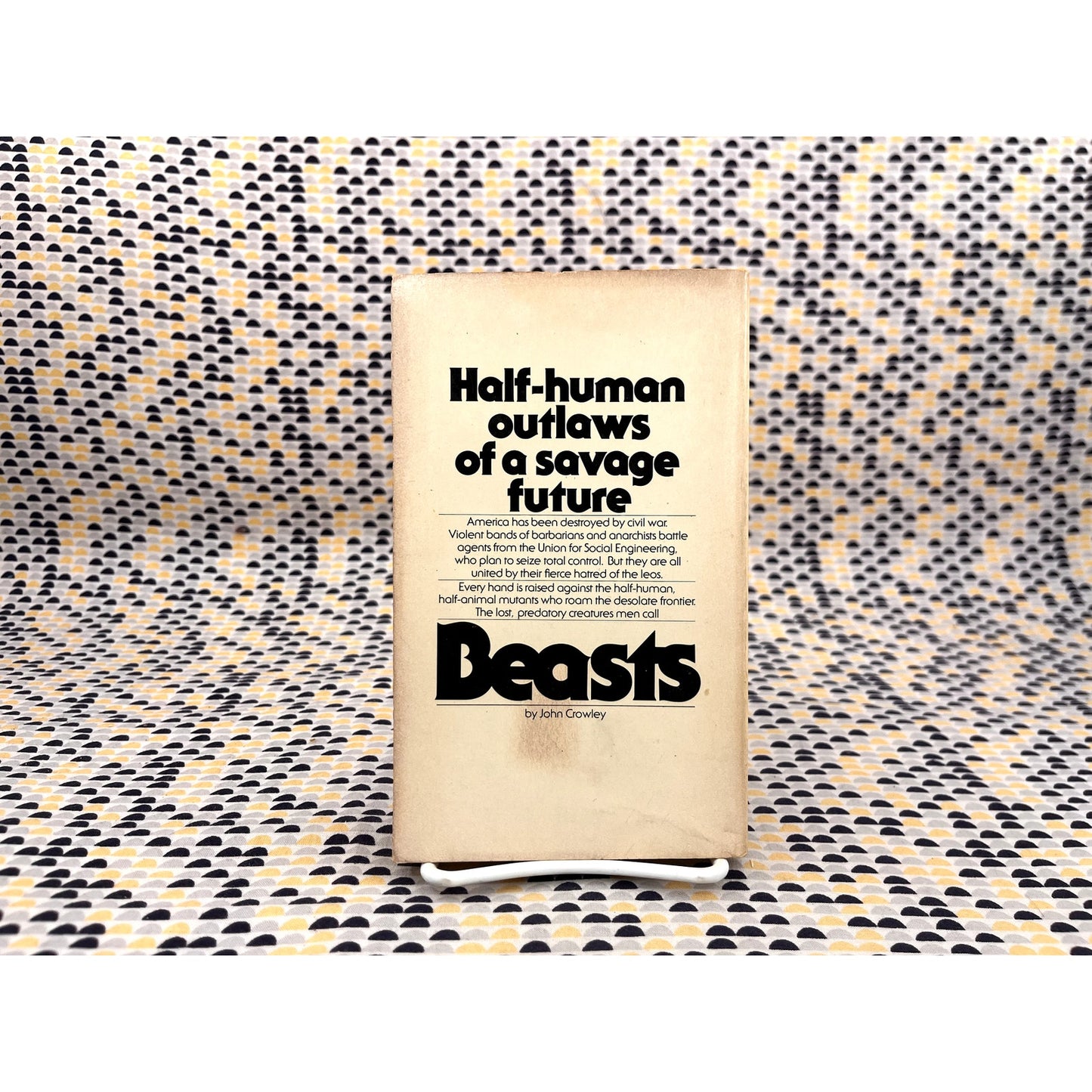 Beasts - John Crowley - Bantam Books - Paperback