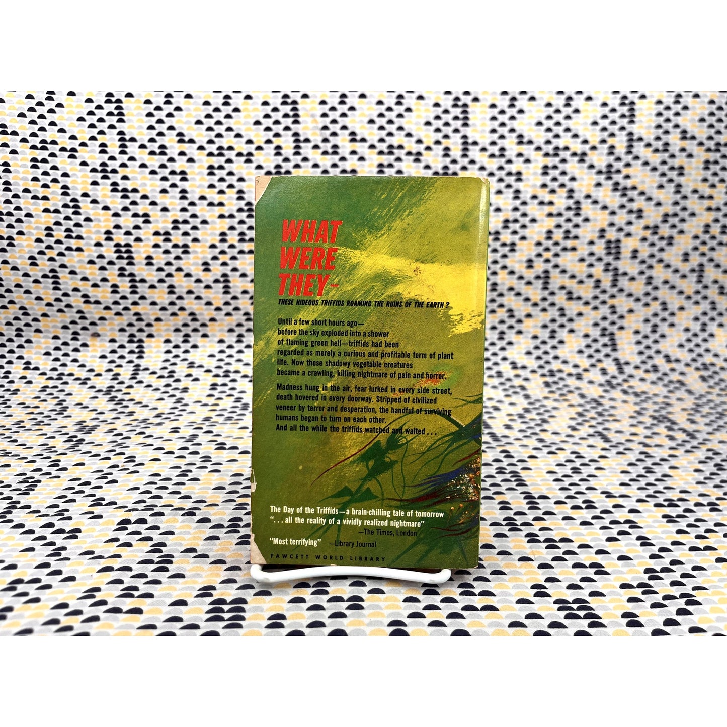 The Day of the Triffids - John Wyndham - Crest Books - Paperback