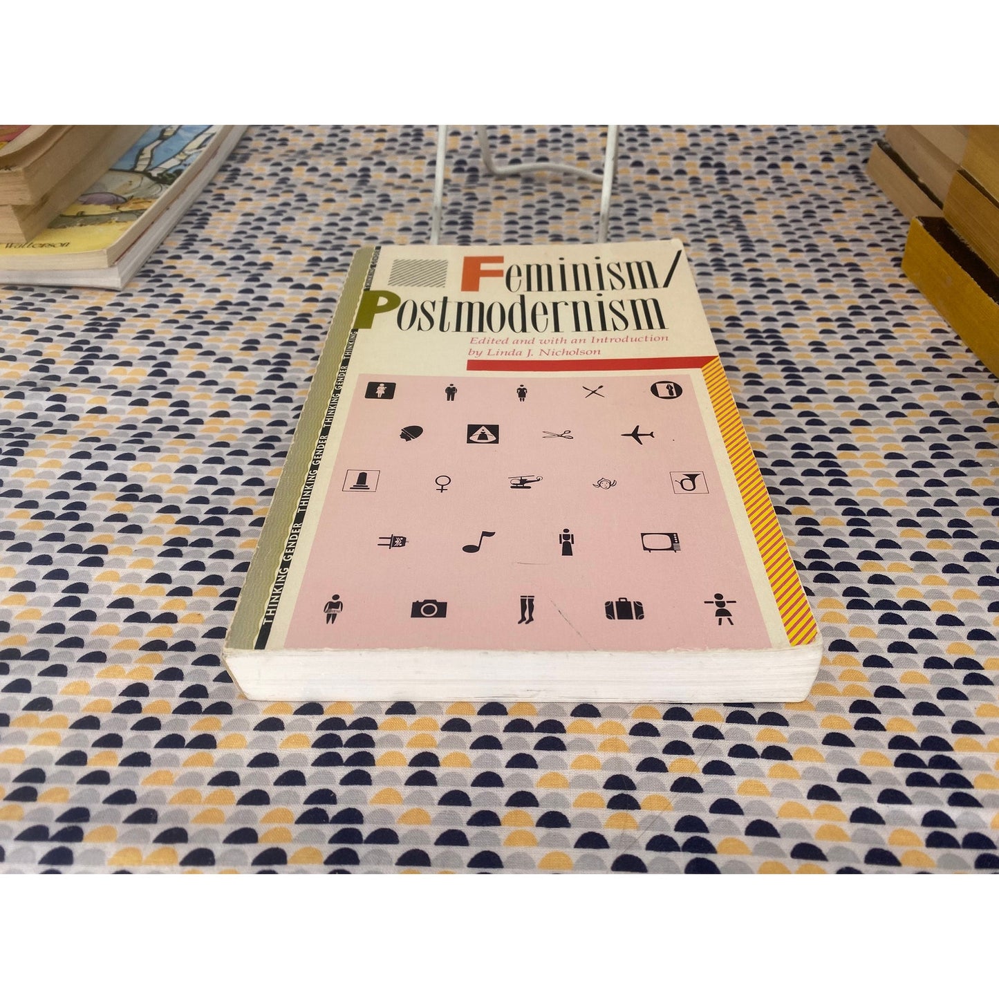 Feminism / Postmodernism - Linda J. Nicholson - Vintage Paperback Book - Routledge Edition