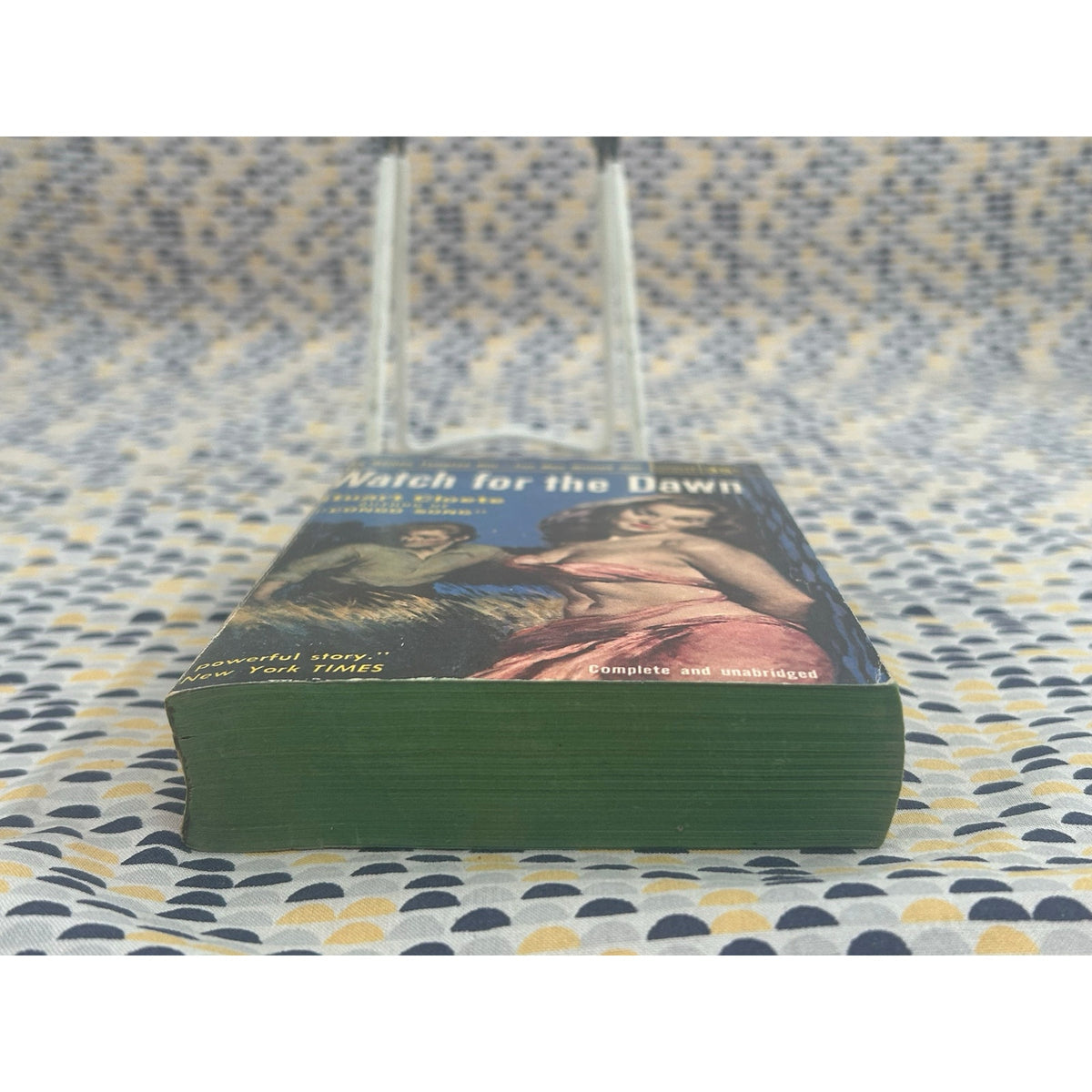 Watch for the Dawn - Stuart Cloete - Popular Giant G132 - Sleaze - Vintage Paperbacks