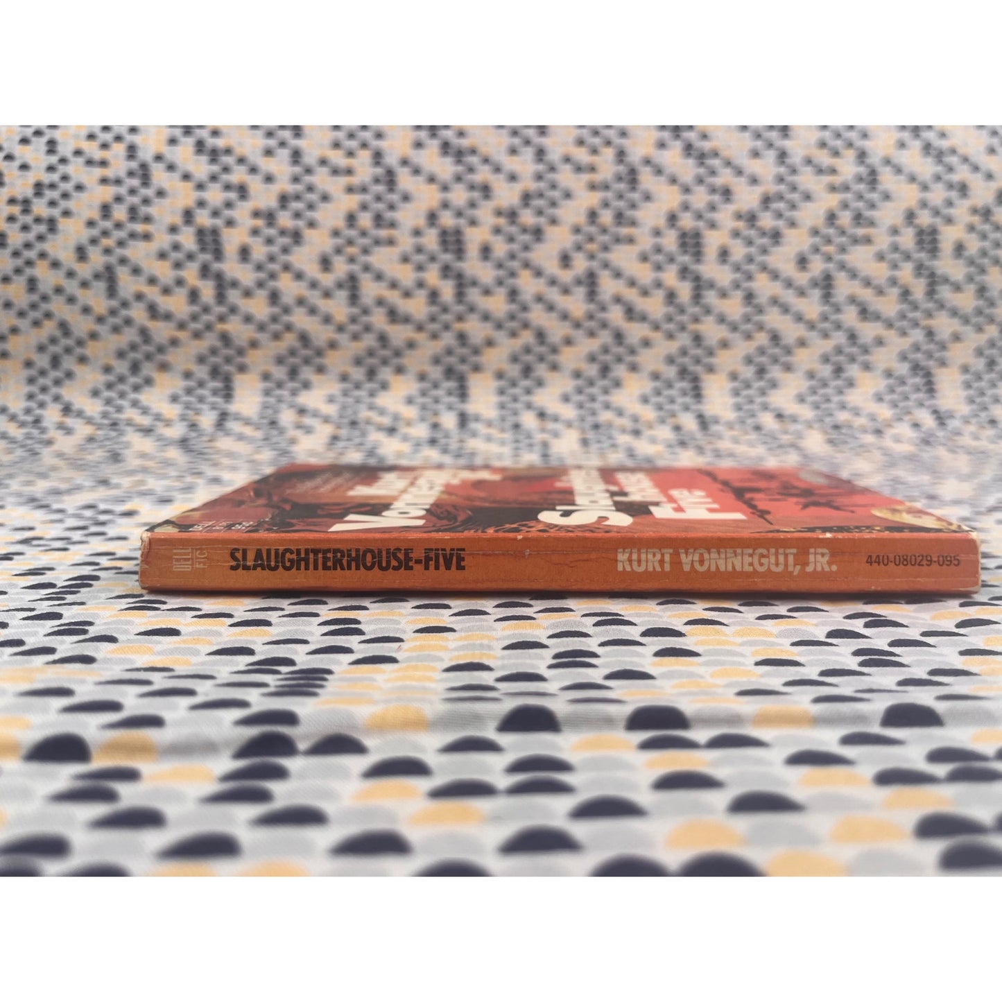 Slaughterhouse-Five - Kurt Vonnegut Jr. - Dell Books - Paperback