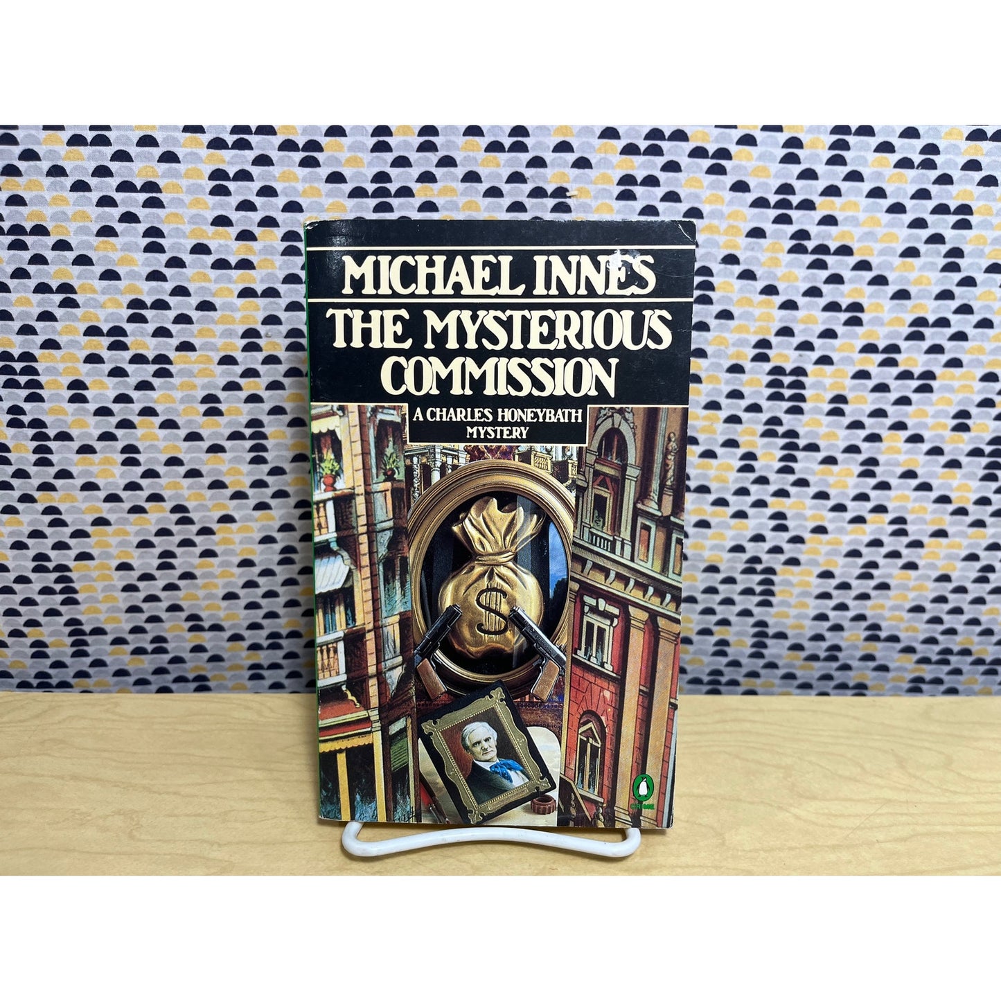 The Mysterious Commission - Michael Innes - Penguin Mystery - Paperback