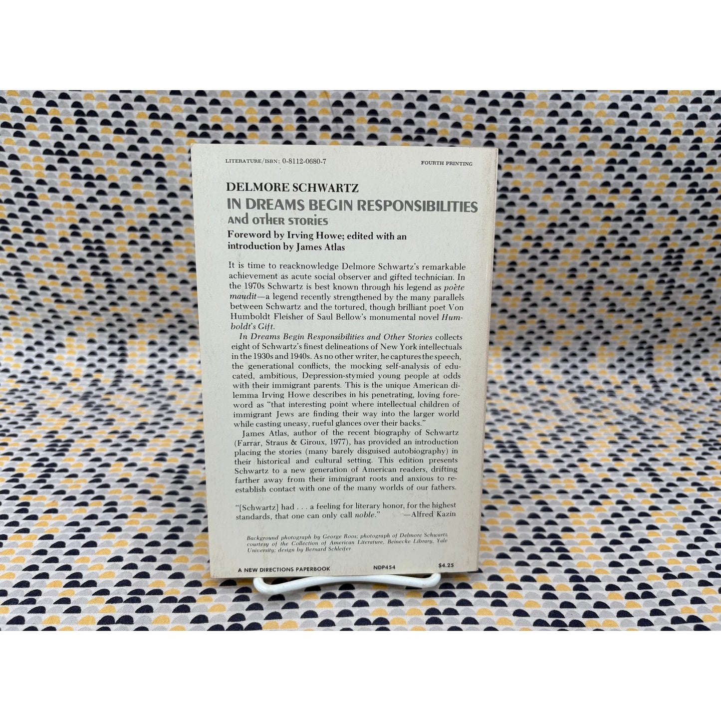 In Dreams Begin Responsibilities - Delmore Schwartz - New Directions - Paperback